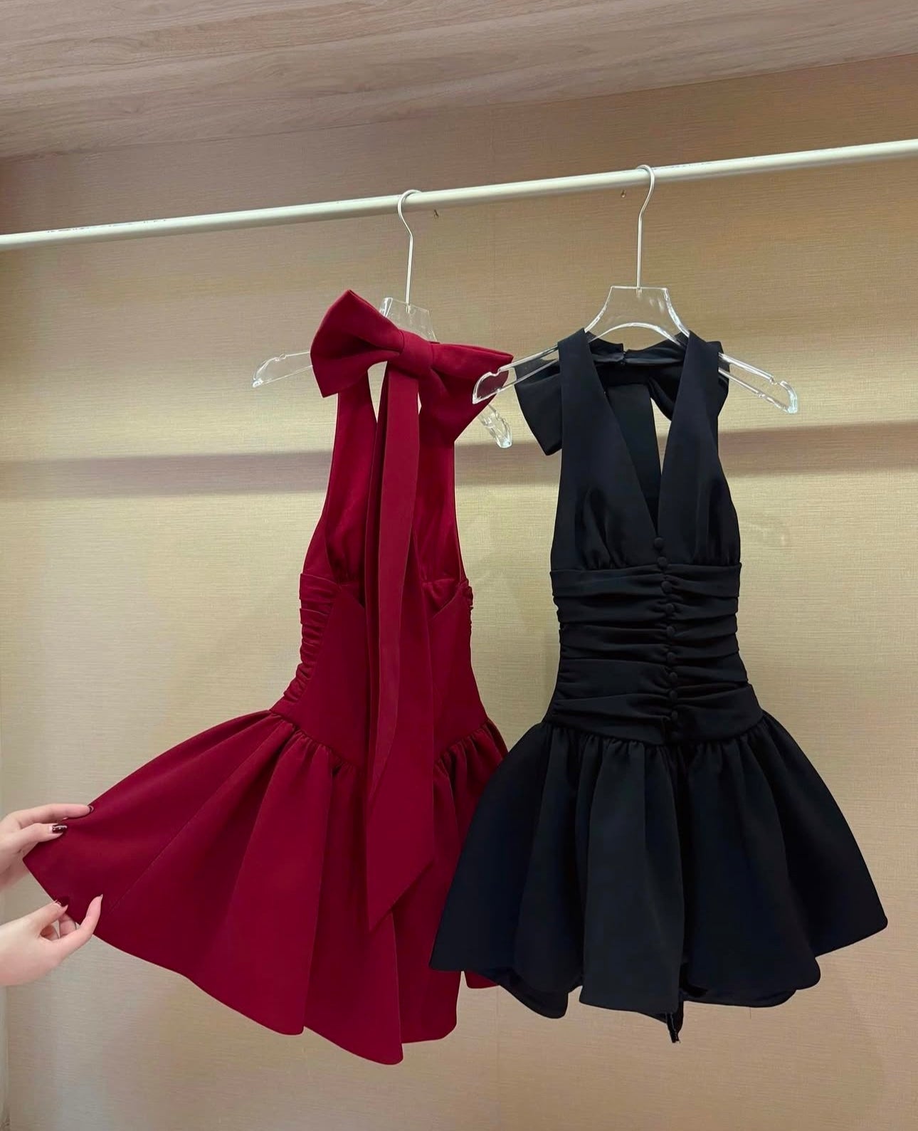 RIZZA HALTER MINI DRESS, SLEEK COCKTAIL PARTY LOOK