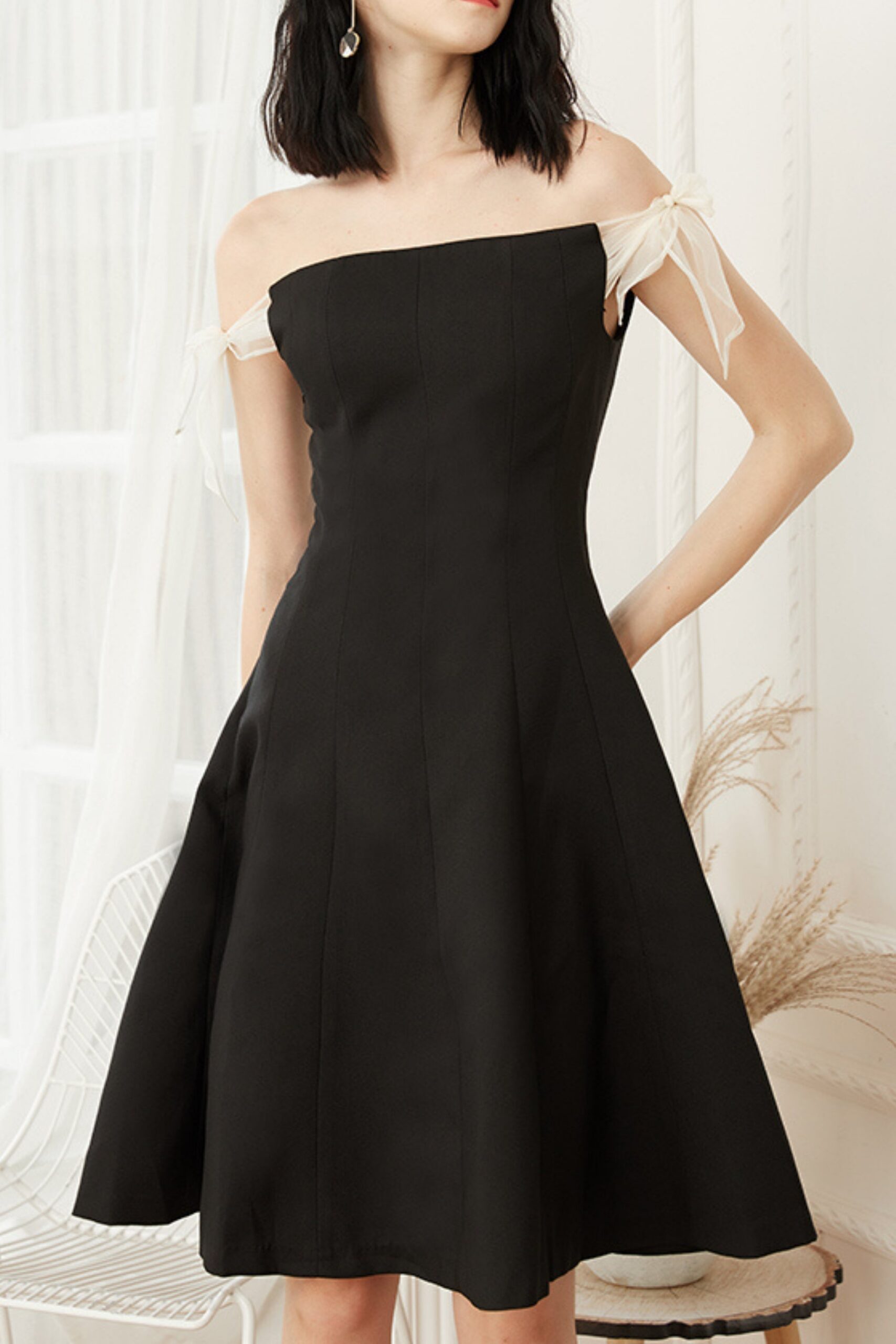 A-LINE BLACK MINI DRESS FOR EVENING