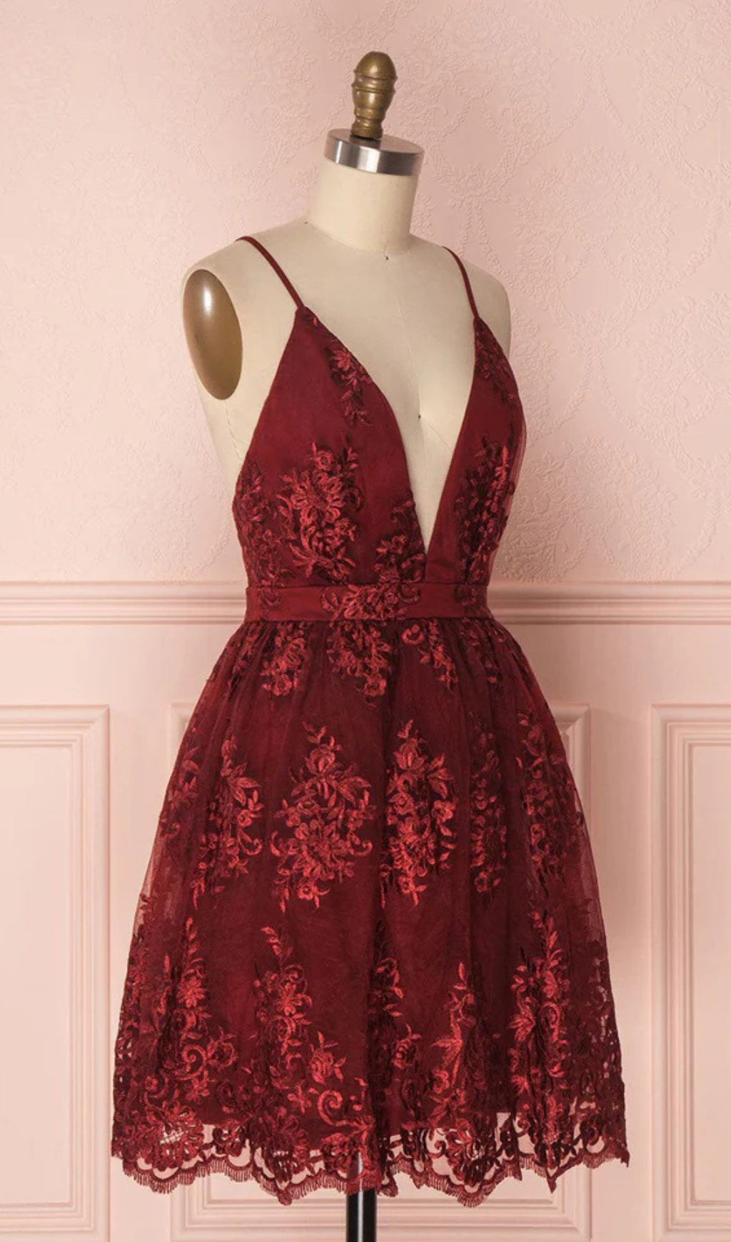 V-NECK TULLE LACE SHORT BURGUNDY PROM DRESS