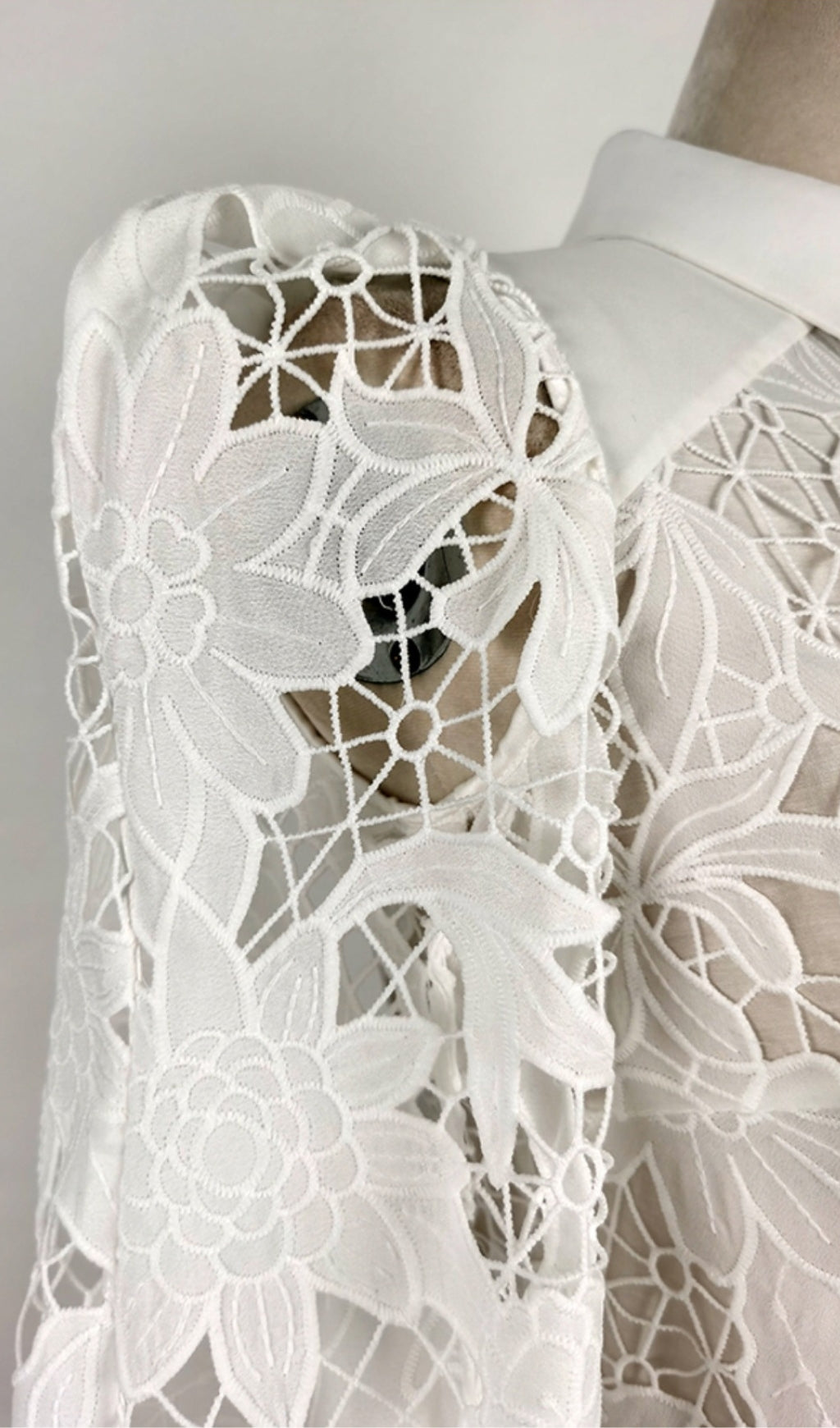 WHITE LACE MIDI DRESS FOR WEDDING GUEST