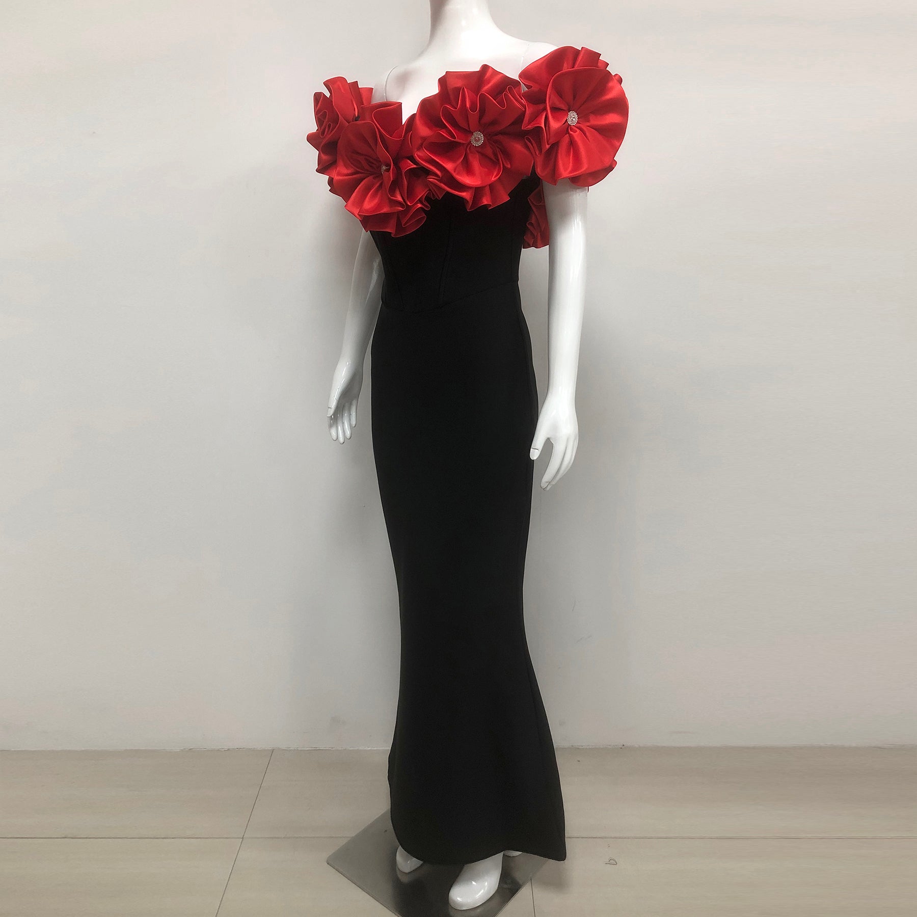 RED STRAPLESS BANDAGE MAXI DRESS WITH FLOWER EMBELLISHMENT