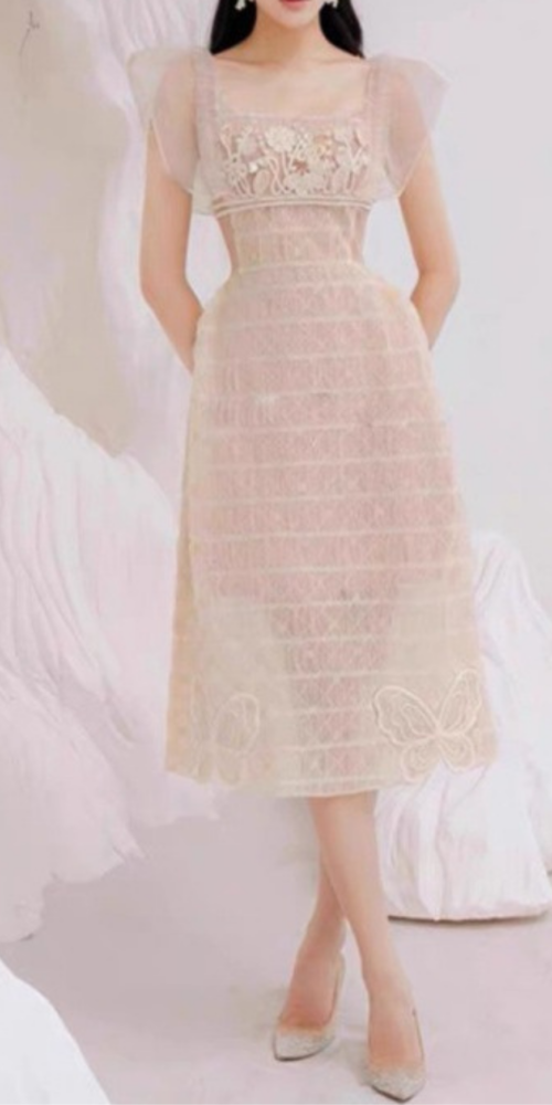 SQUARE NECK LACE MIDI DRESS IN BEIGE SQUARE NECK LACE MIDI DRESS IN BEIGE