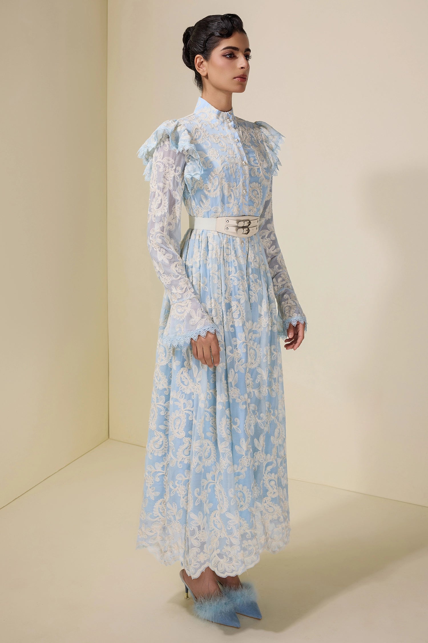 ALMA EMBROIDERED MIDI DRESS WITH BELT - BLUE