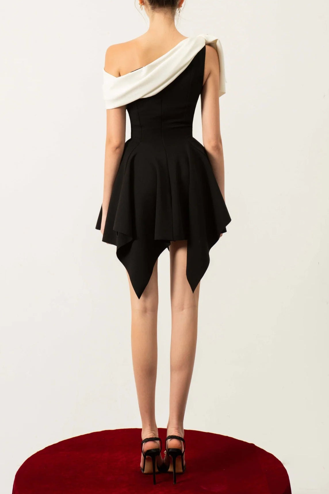 97119409-2833-474f-9b92-7148540e2bf0 ONE-SHOULDER BLACK MINI DRESS FOR EVENTS