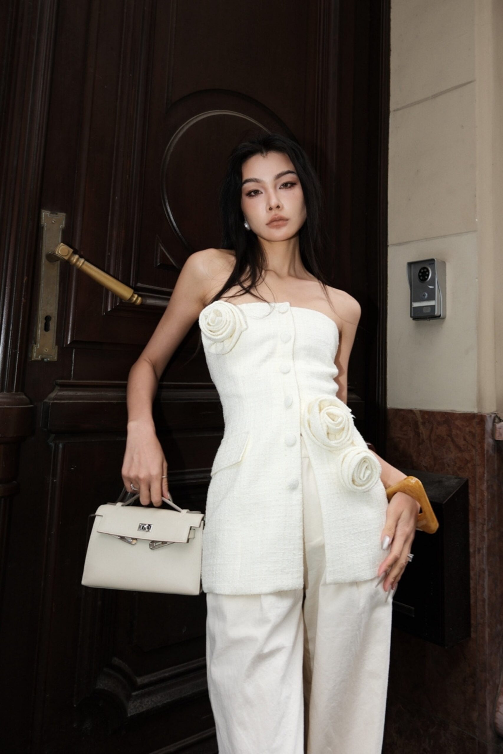 WOMEN'S WHITE FLOWER BUCKLE SET SUIT WEDDING
