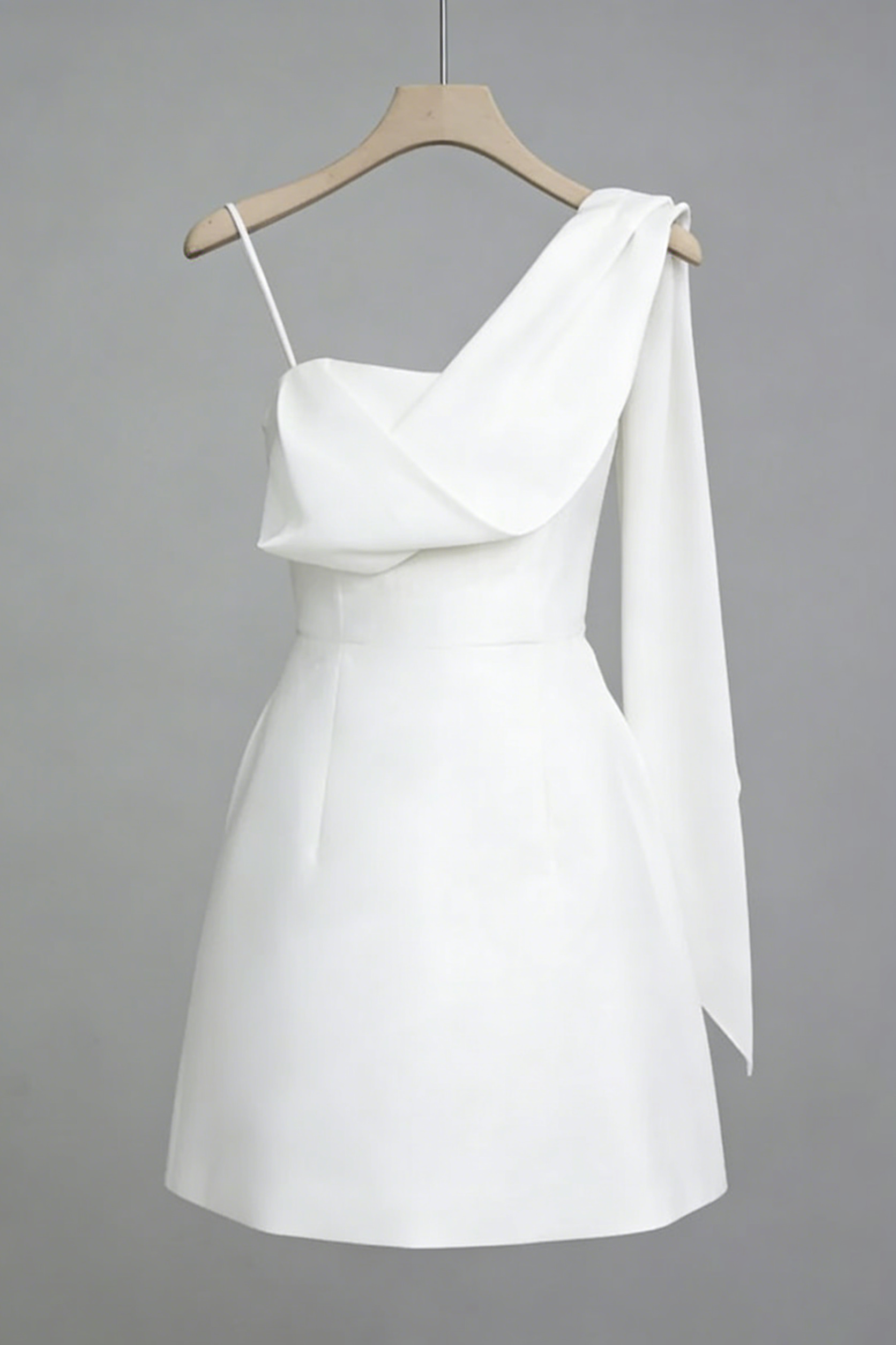 WHITE ASYMMETRICAL ONE-SHOULDER MINI DRESS