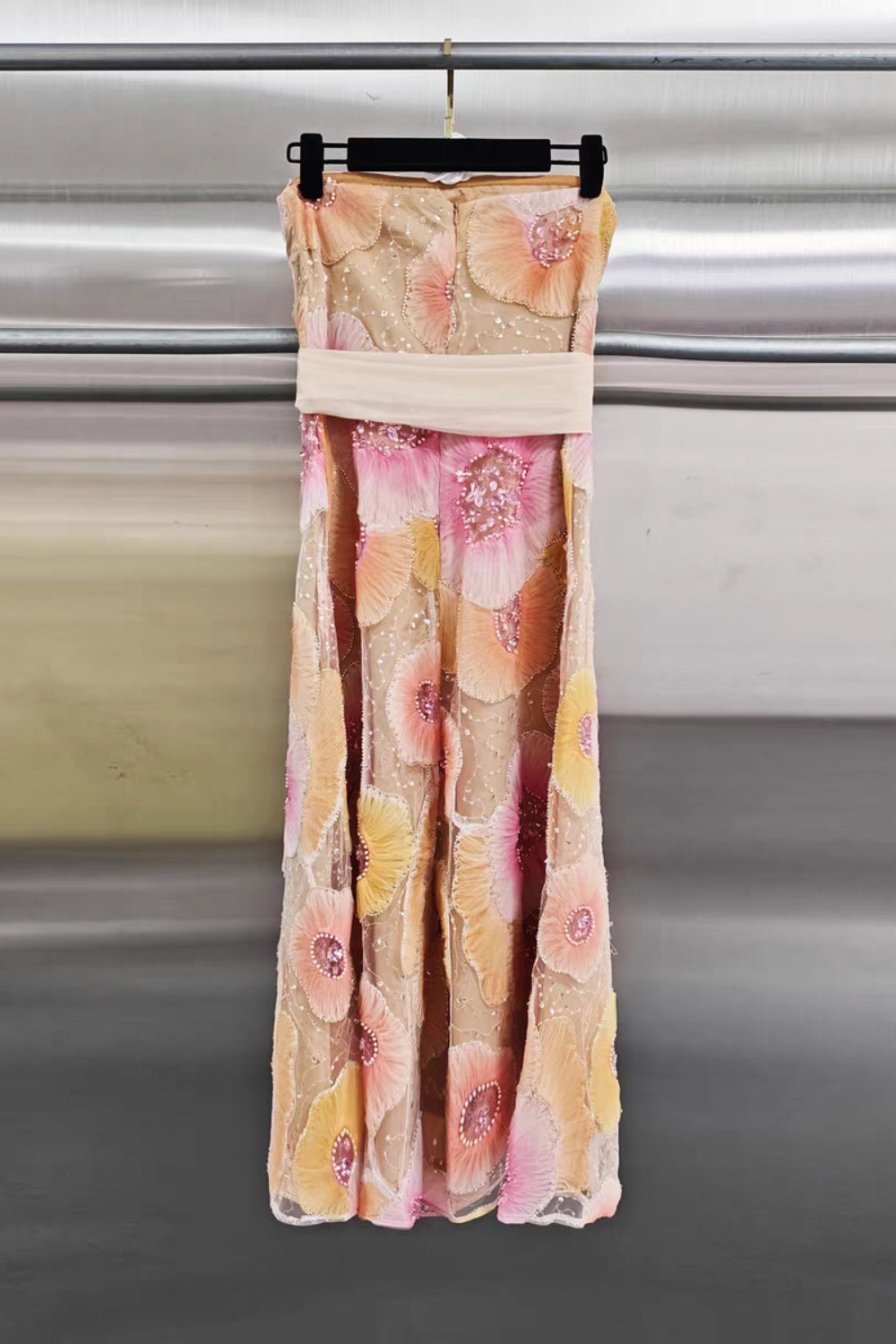 STRAPLESS FLOWER SEQUIN MIDI DRESS FOR PARTY