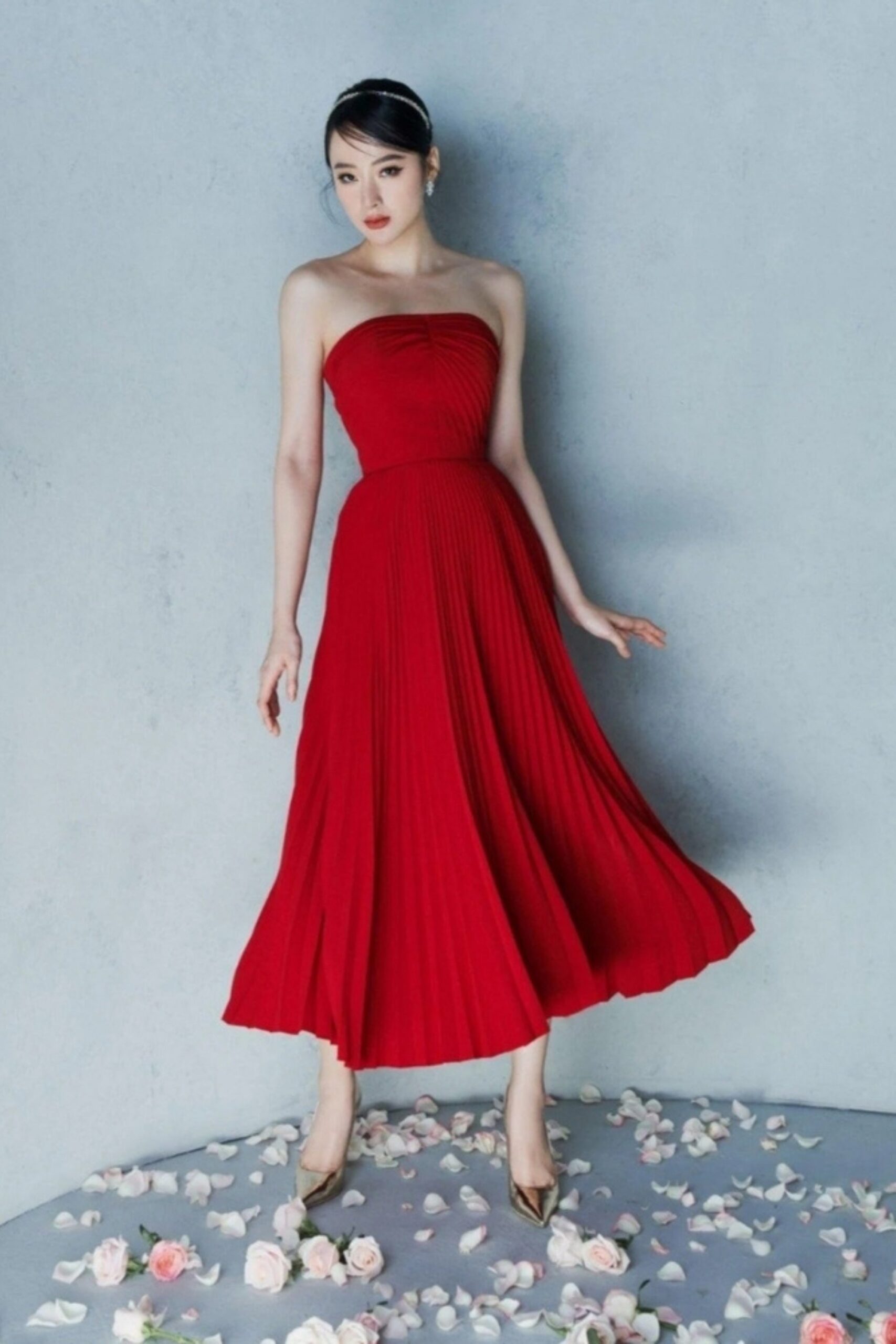 9_fb38ec24-74b2-44f1-a90f-f55723045fa8 PLEATED STRAPLESS MIDI DRESS, WINE RED, FORMAL