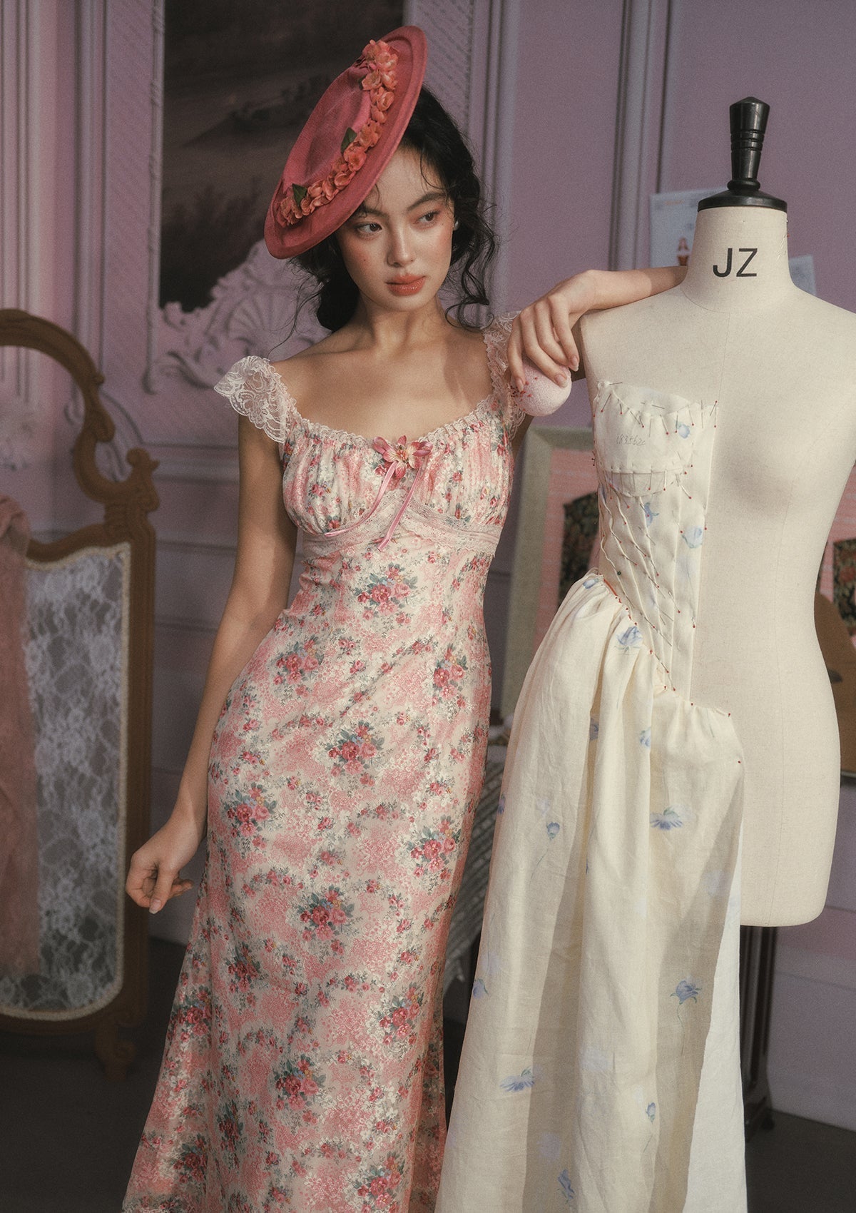 JULIE FLORAL LACE MIDI DRESS - PINK
