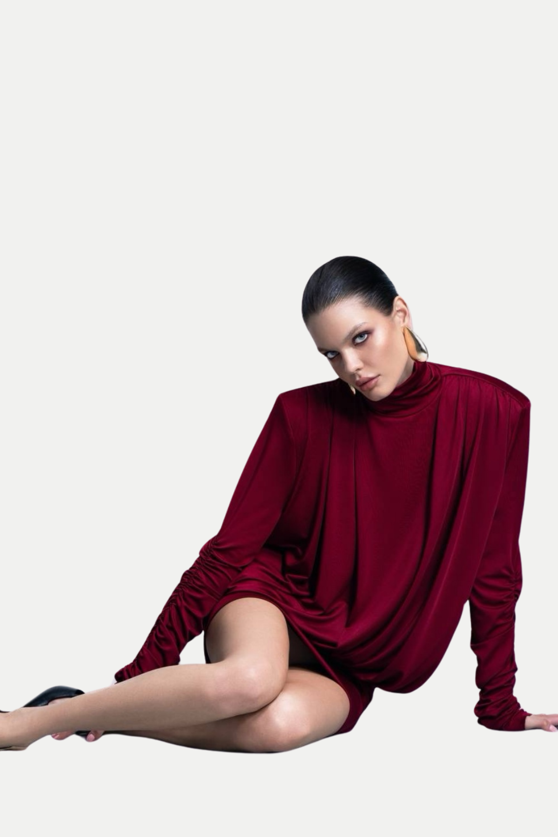 ALESTAIR BACKLESS RUCHED MINI DRESS - RED