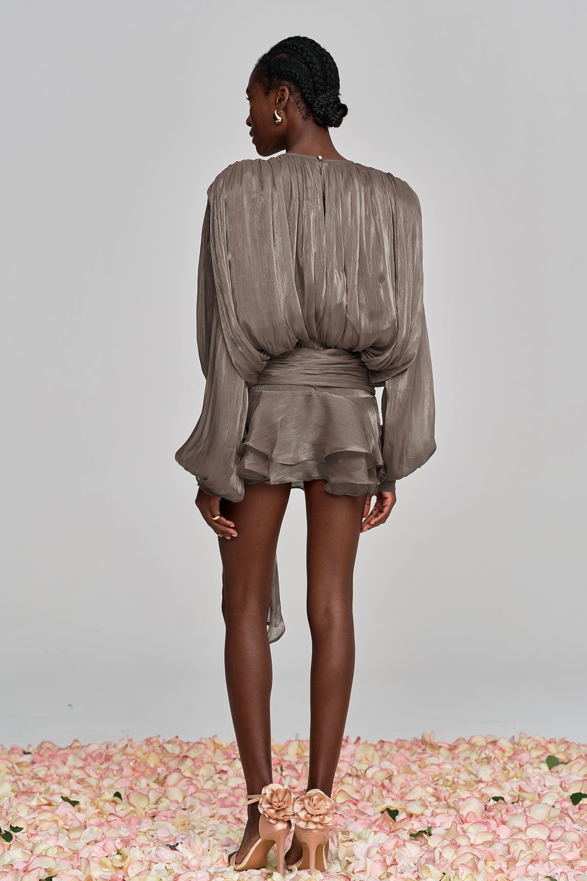HERMOSA BALLOON SLEEVE RUCHED MINI DRESS, BROWN