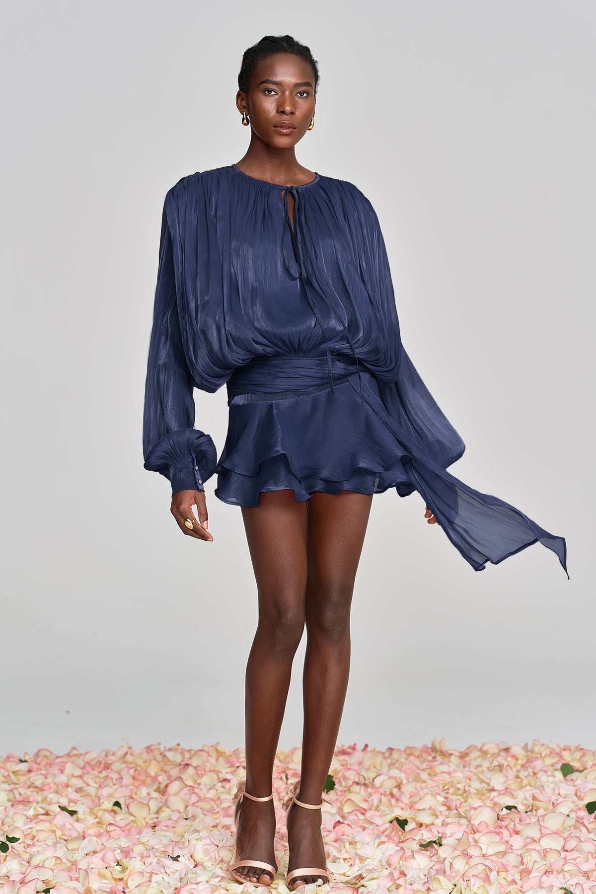 BALLOON SLEEVE RUCHED MINI DRESS IN DEEP BLUE