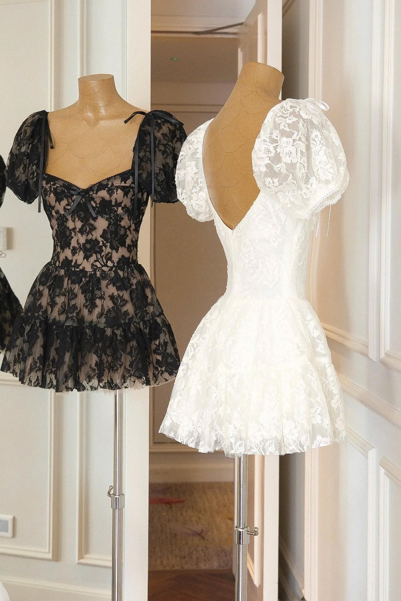 LARA PUFF LACE MINI DRESS FOR PARTY