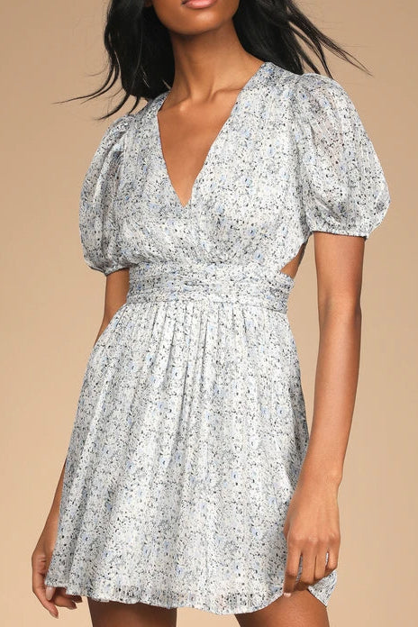 BUDDING LOVE WHITE FLORAL MINI PUFF SLEEVE DRESS