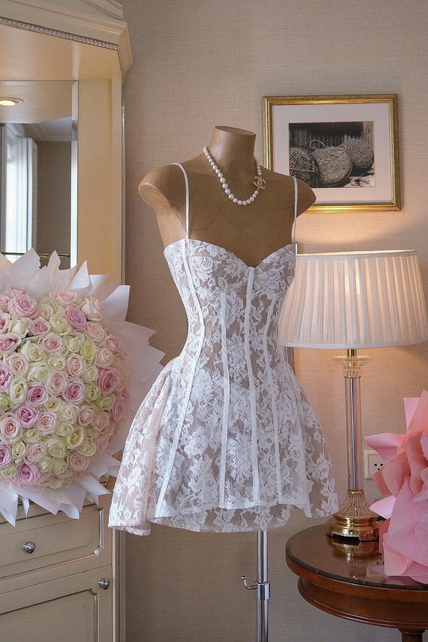 ALESSIA LACE MINI DRESS FOR COCKTAIL PARTY