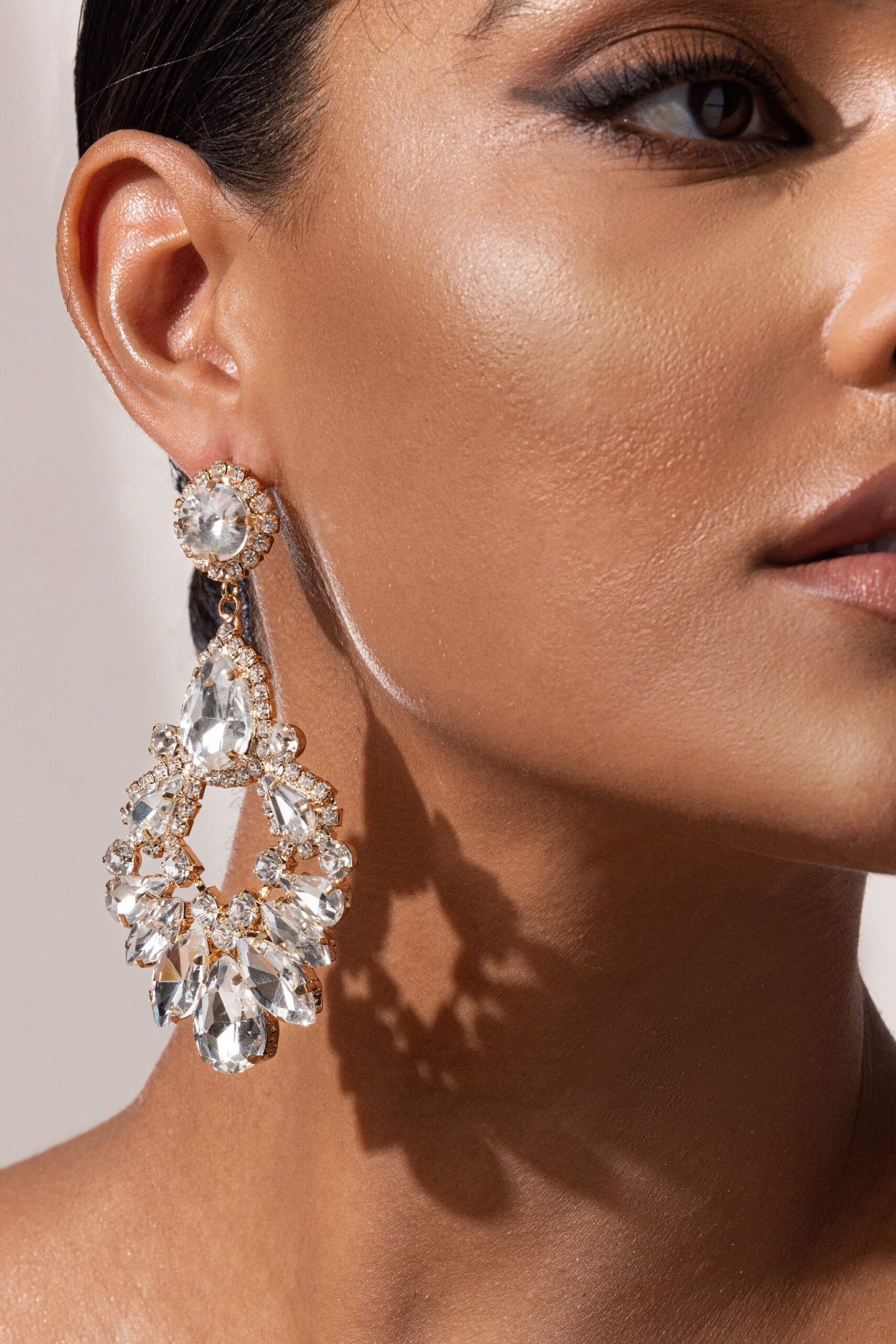 WHITE CRYSTAL CHANDELIER DROP EARRINGS FOR WEDDING