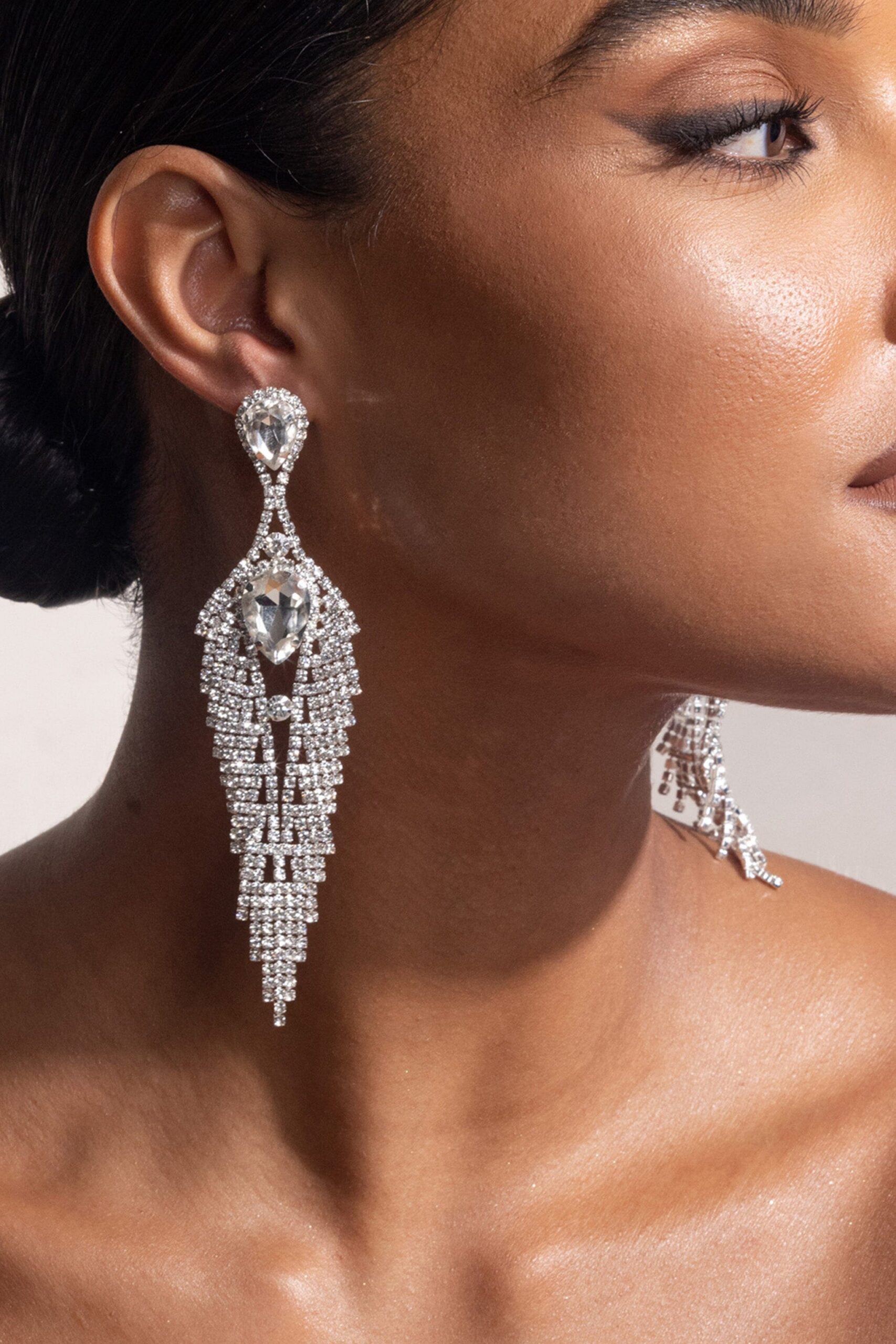 SILVER TEARDROP TASSEL DROP EARRINGS - GLAM EVENT