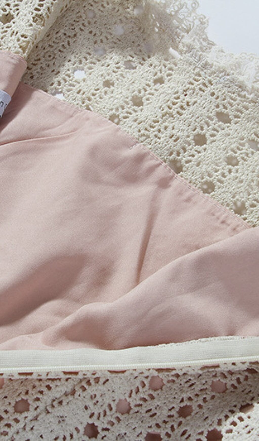 WHITE CUTOUT MOCK NECK SLIM MIDI DRESS