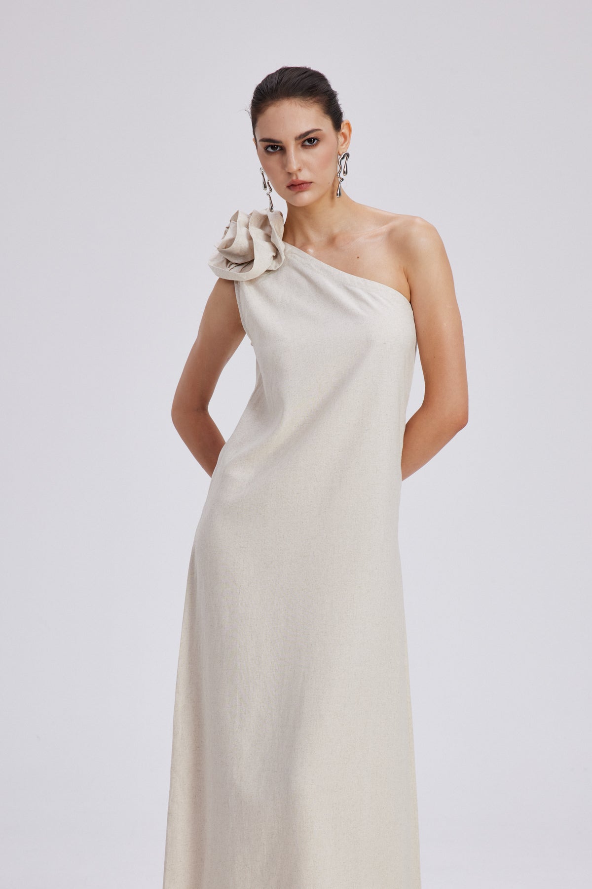 CHARLOTTA ONE SHOULDER FLORAL MAXI DRESS