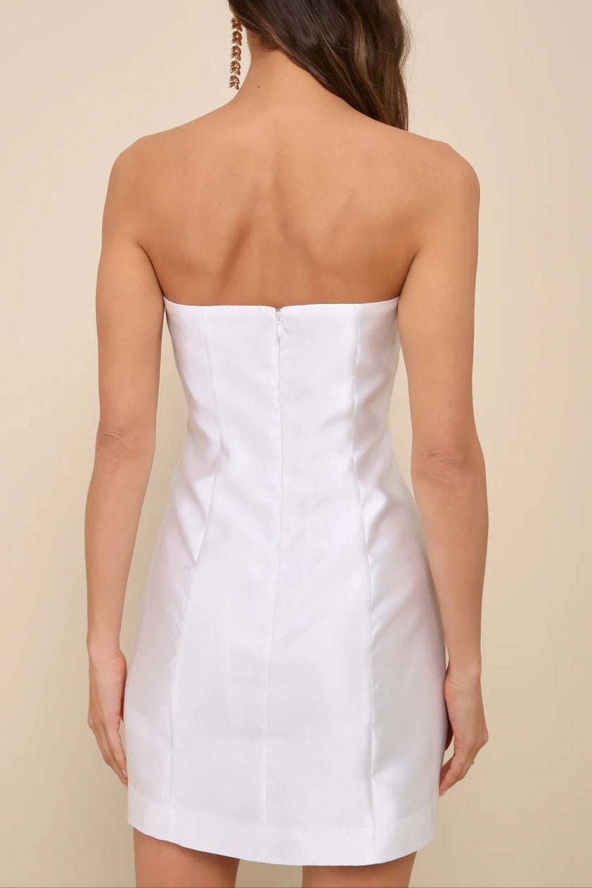 CHARMING DESTINY WHITE 3D FLORAL STRAPLESS MINI DRESS