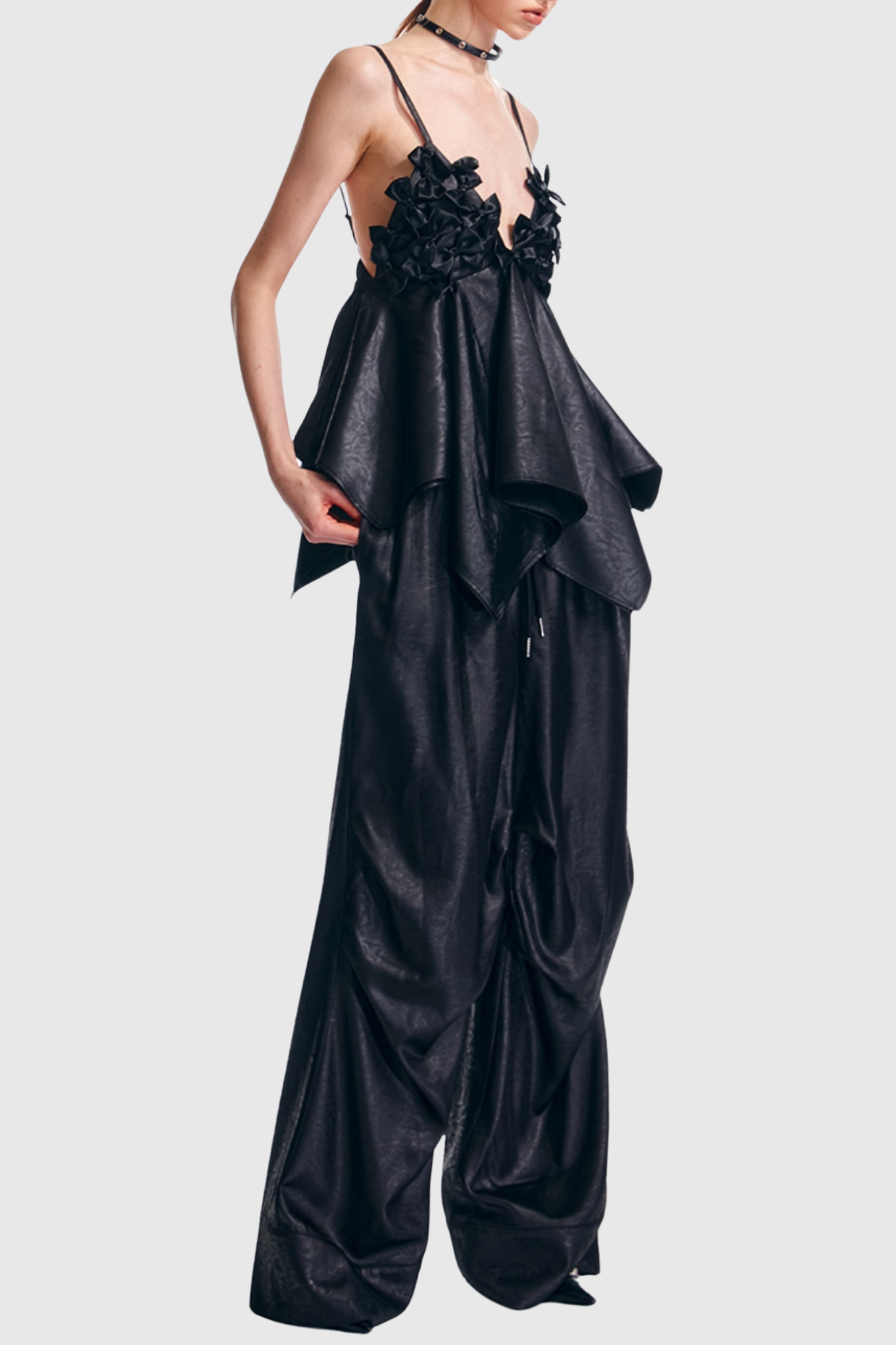 CALIXTO BOW RUCHED TOP BLACK