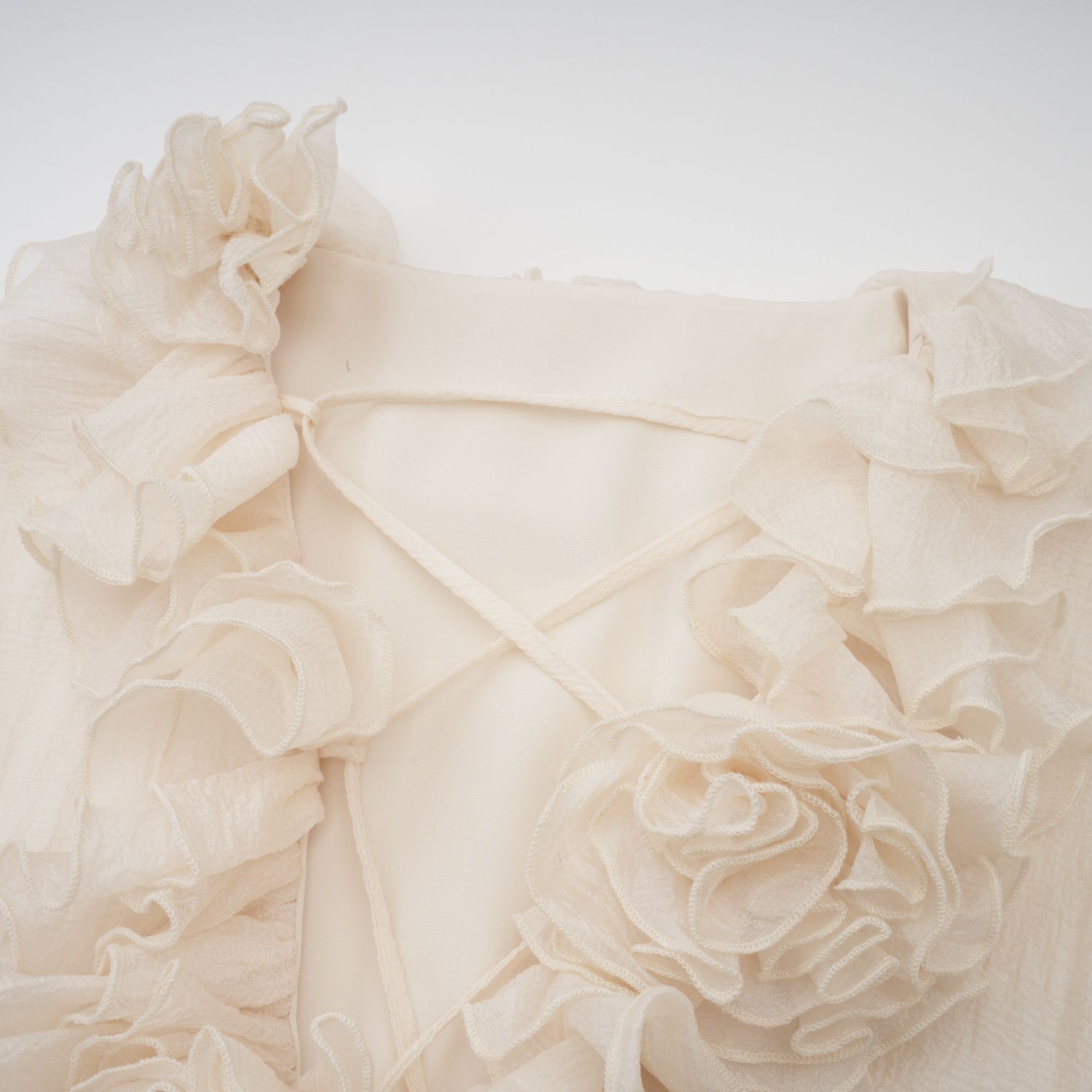 ZÉPHYRINE FLORAL APPLIQUÉ TIERED MINI DRESS NEUTRAL PARTY