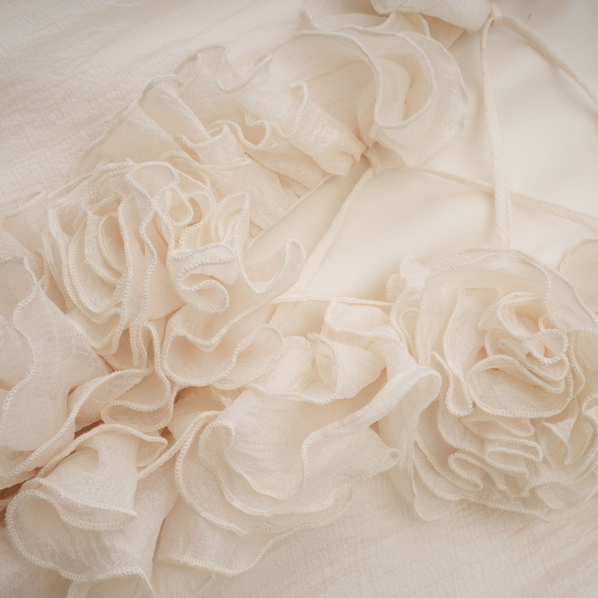 ZÉPHYRINE FLORAL APPLIQUÉ TIERED MINI DRESS NEUTRAL PARTY