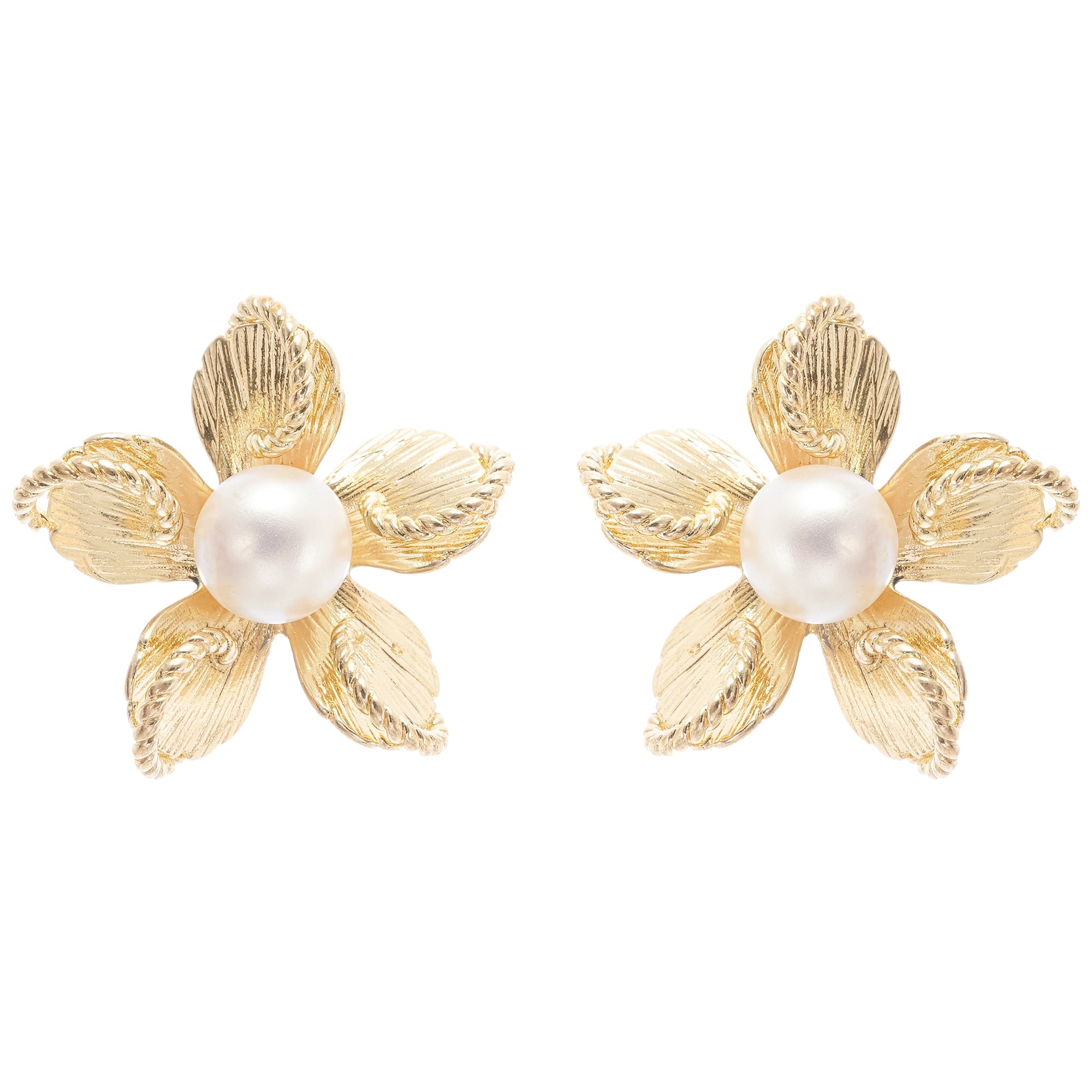 DSC00692_3d936e63-9ede-471b-b85a-5f582c406853 JEANNE FLORAL PEARL STUD EARRINGS FOR WEDDING