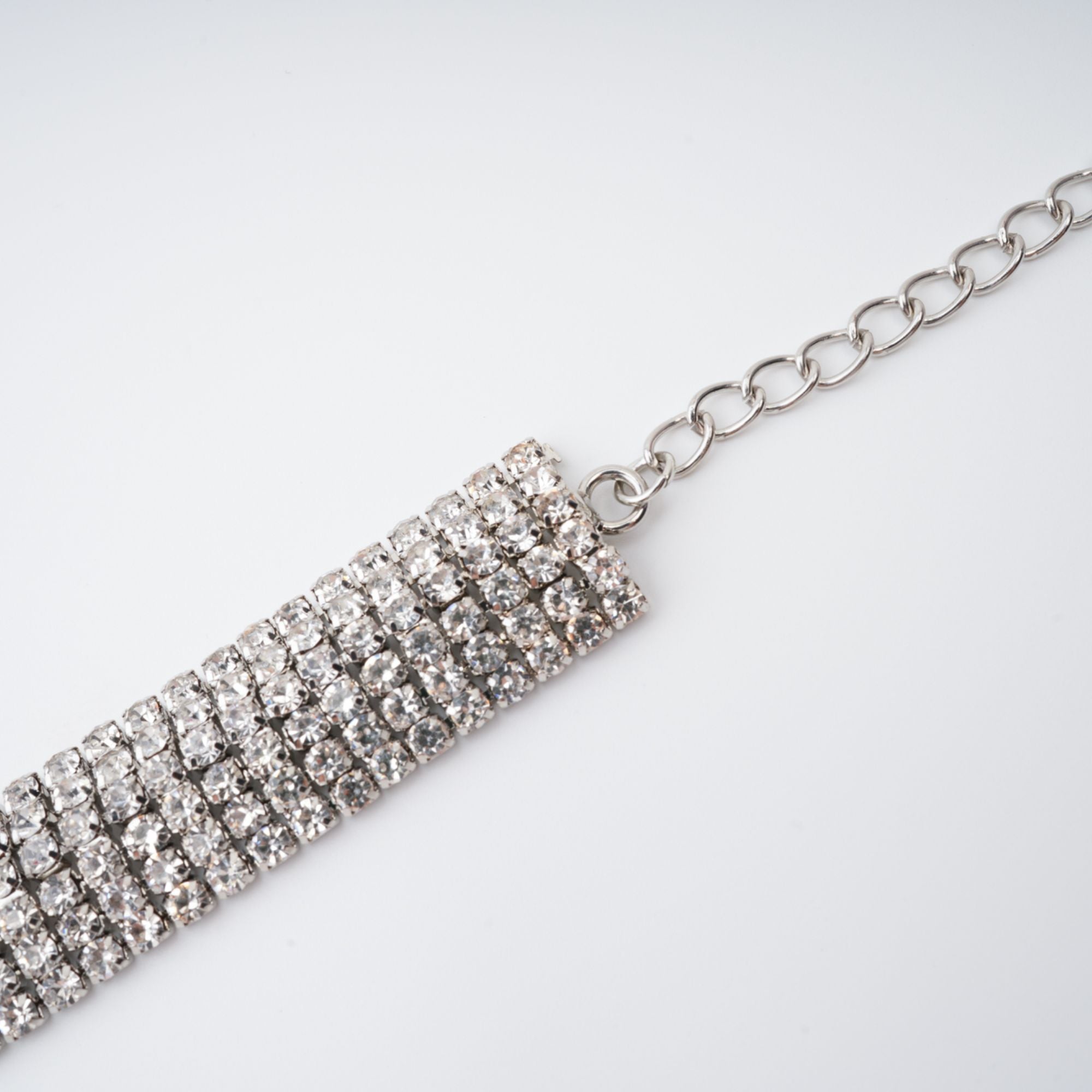 LARIA CRYSTAL BOW NECKLACE FOR WEDDING PARTY