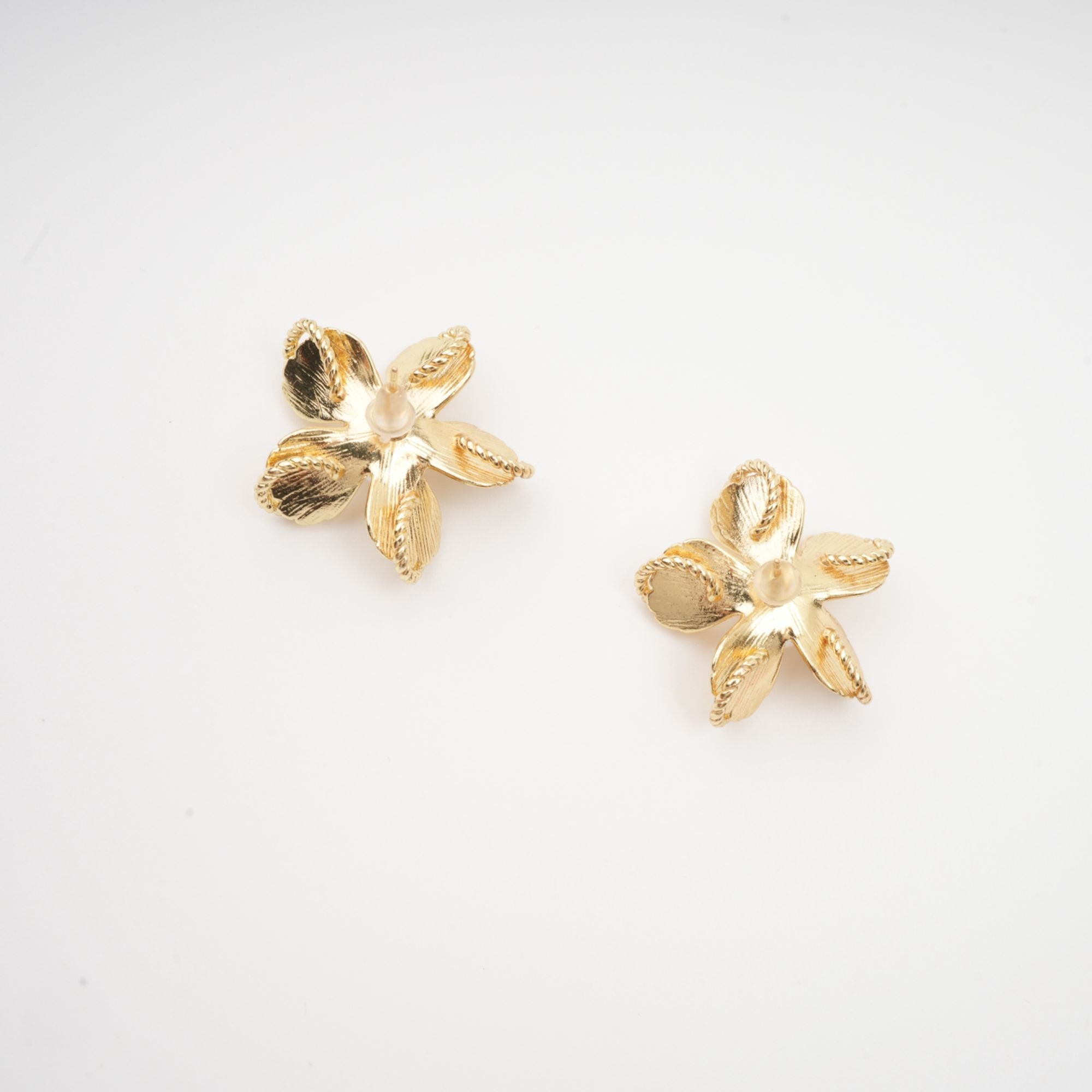 JEANNE FLORAL PEARL STUD EARRINGS FOR WEDDING