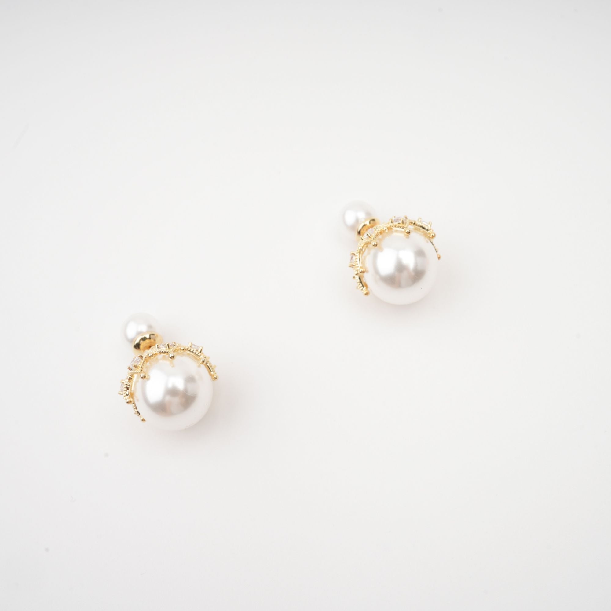 DSC00791_04301496-8e22-47aa-83c5-8439c3fafc13 SALOME FAUX PEARL STUD EARRINGS FOR BRIDAL