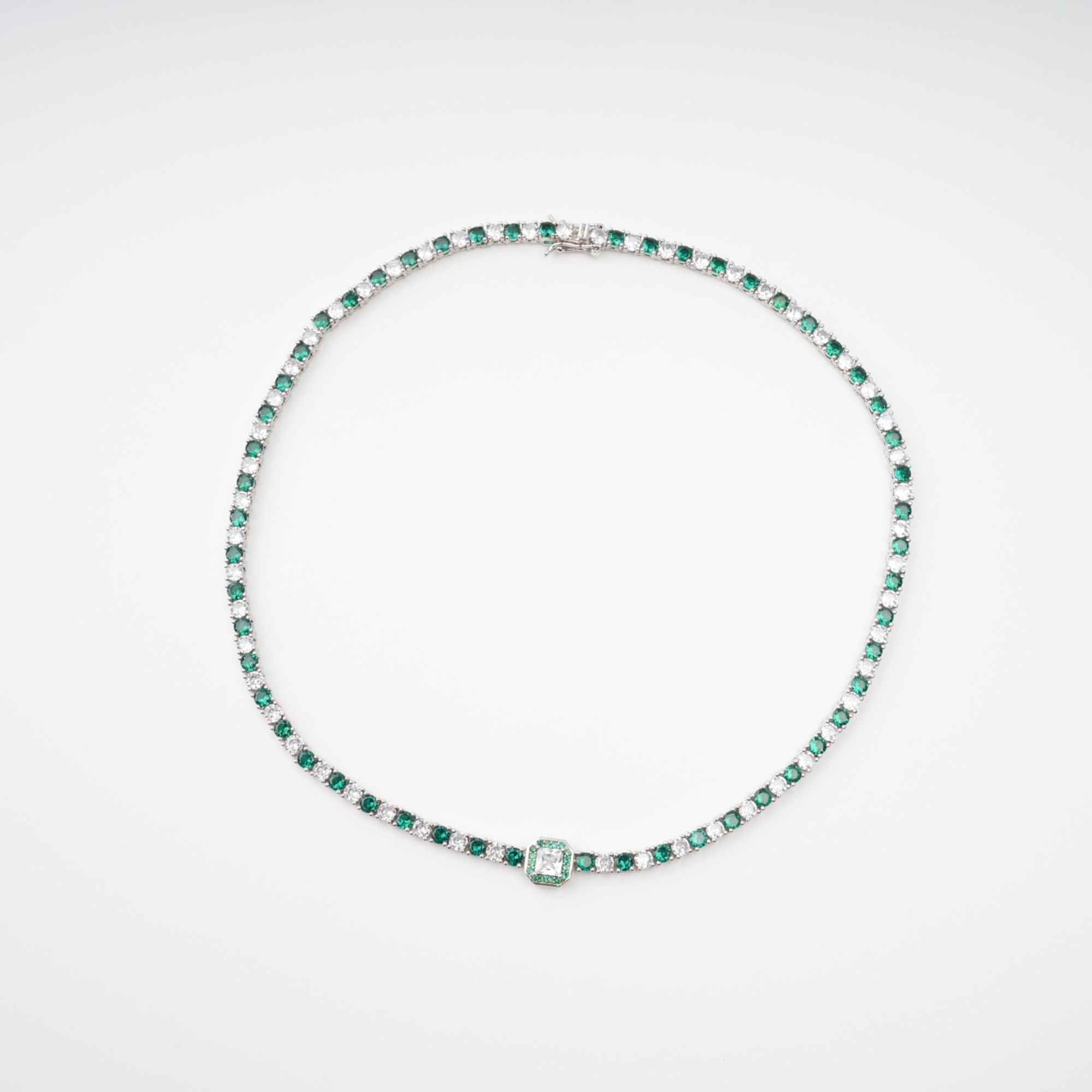 GREEN CRYSTAL EMBELLISHED NECKLACE FOR EVENING