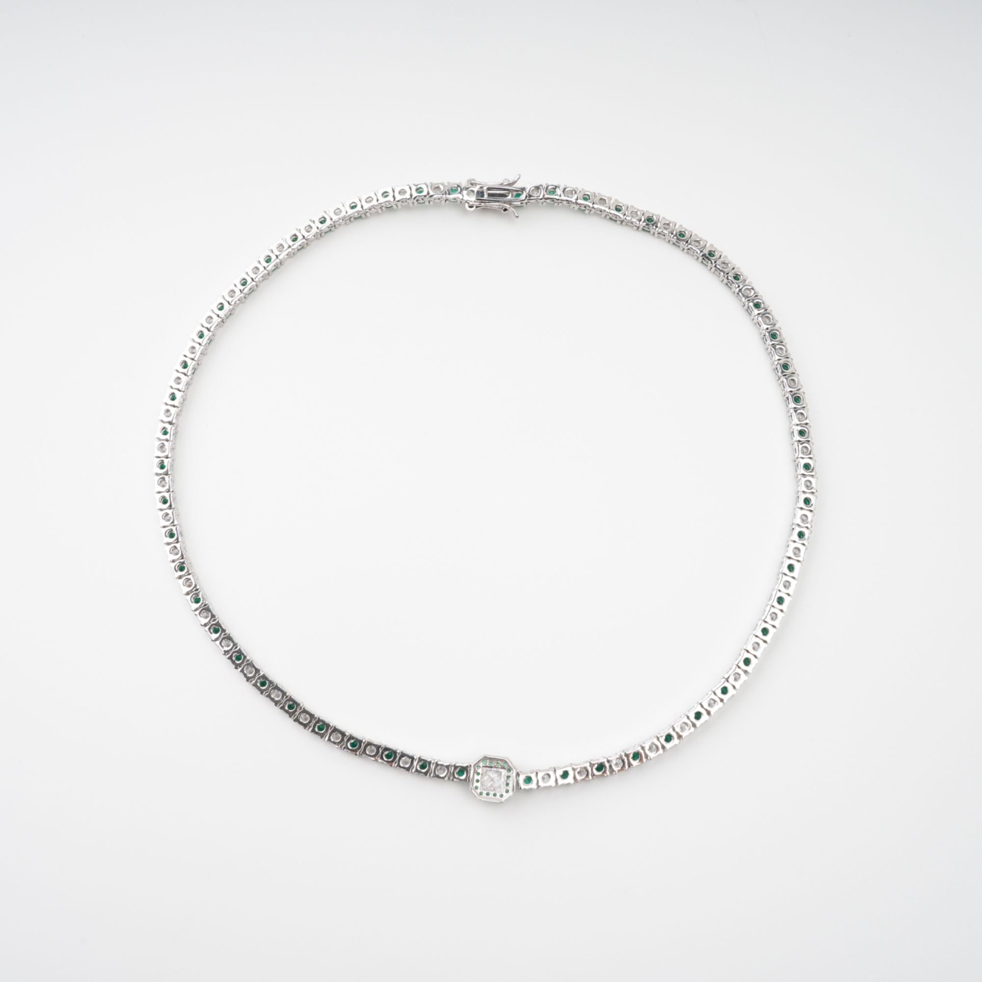GREEN CRYSTAL EMBELLISHED NECKLACE FOR EVENING