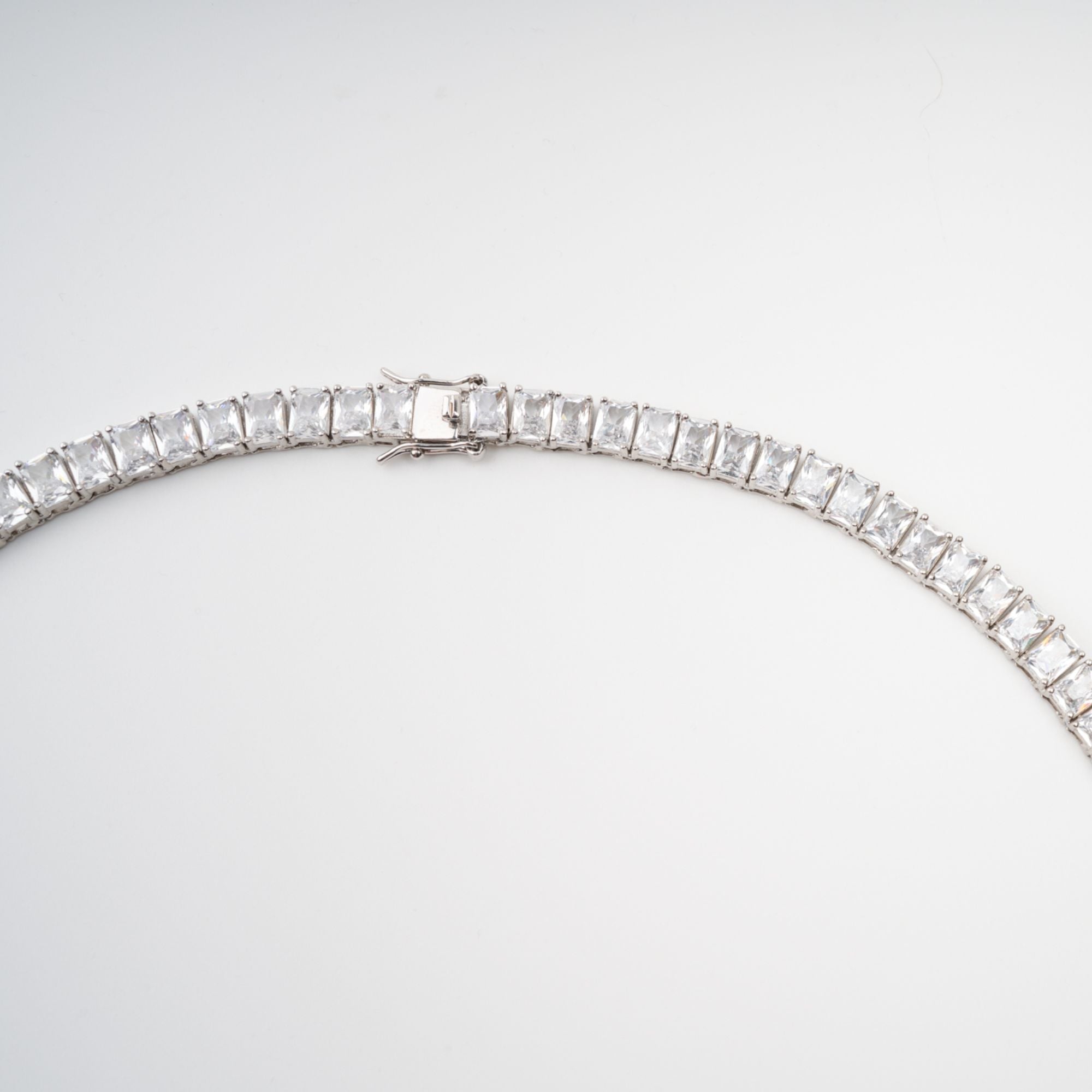 FLORENCE SILVER CRYSTAL STATEMENT NECKLACE