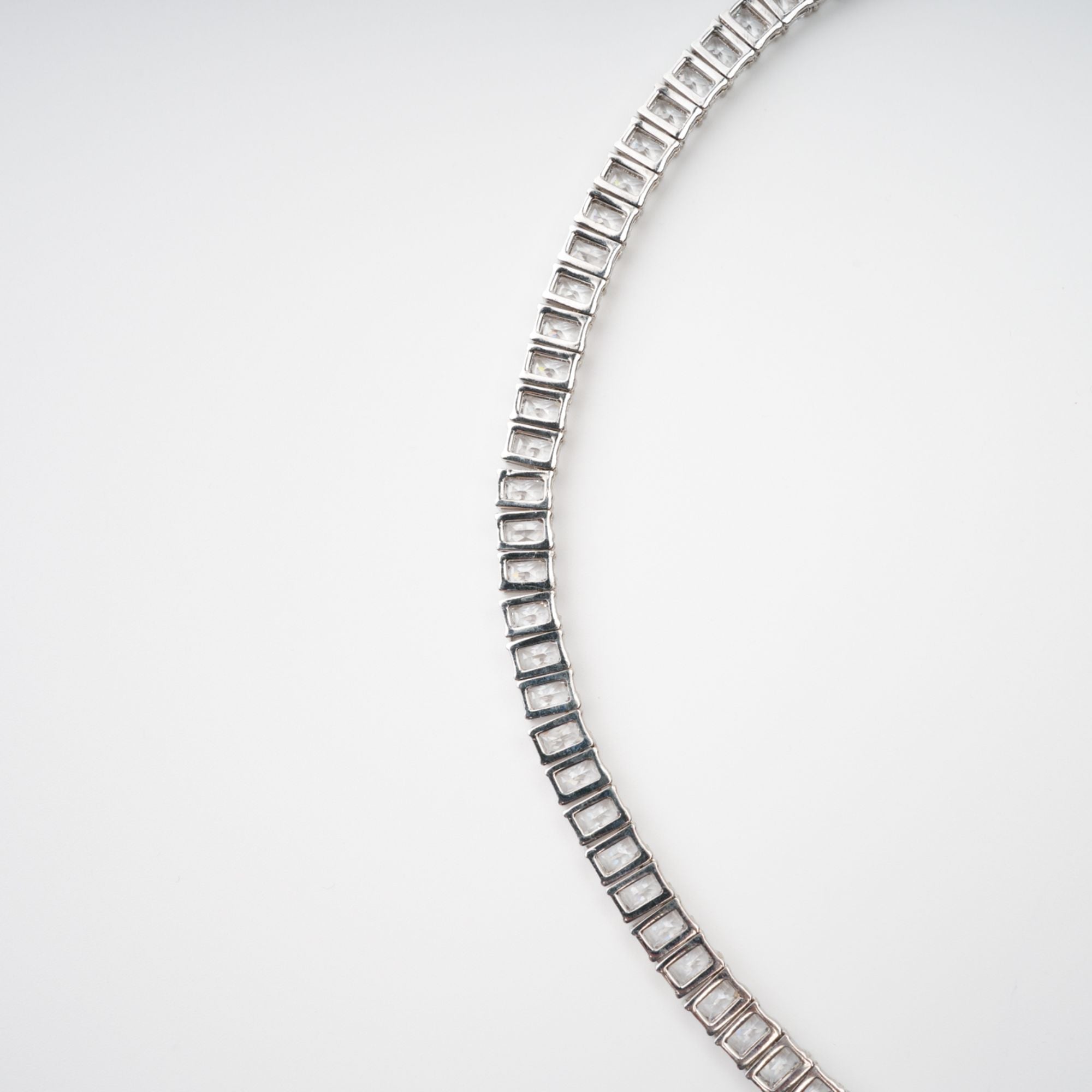 FLORENCE SILVER CRYSTAL STATEMENT NECKLACE