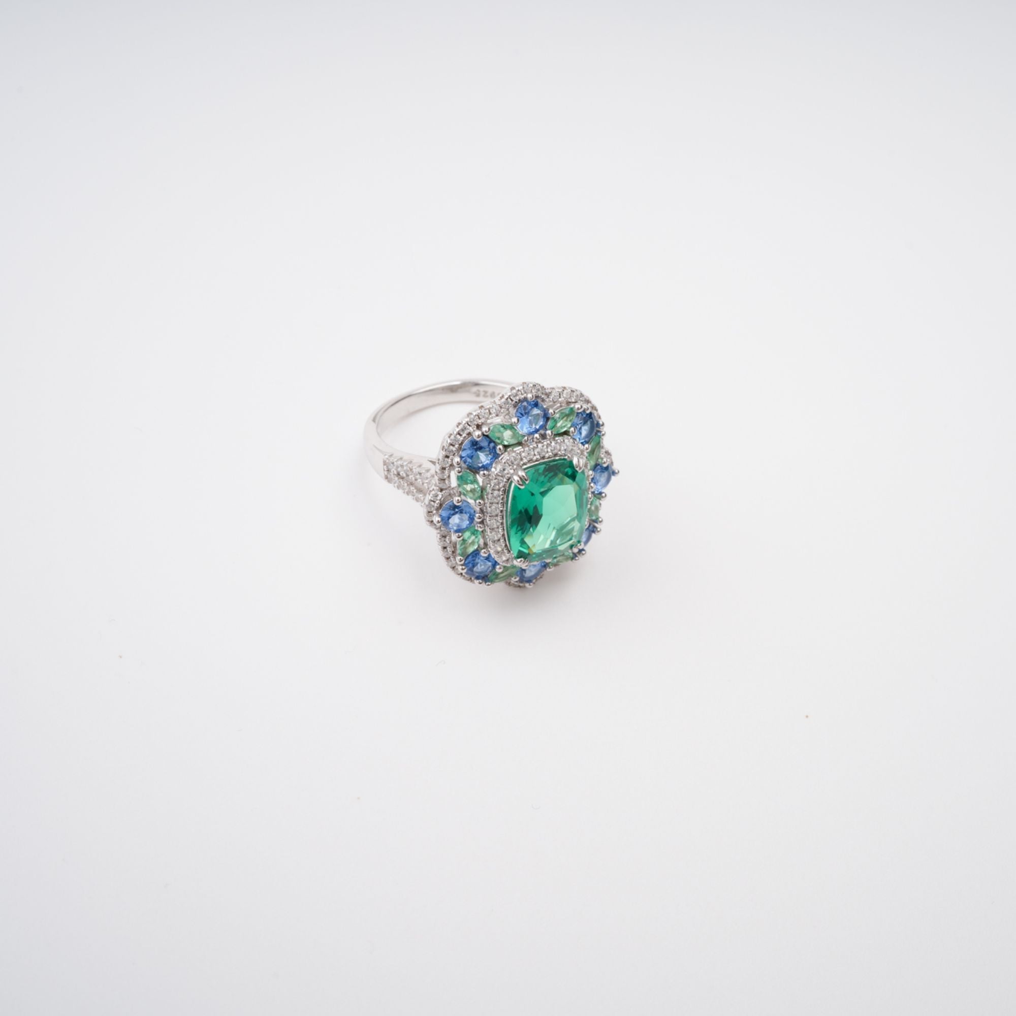 CLÉMENCE EMERALD CUT GREEN GEMSTONE SILVER RING