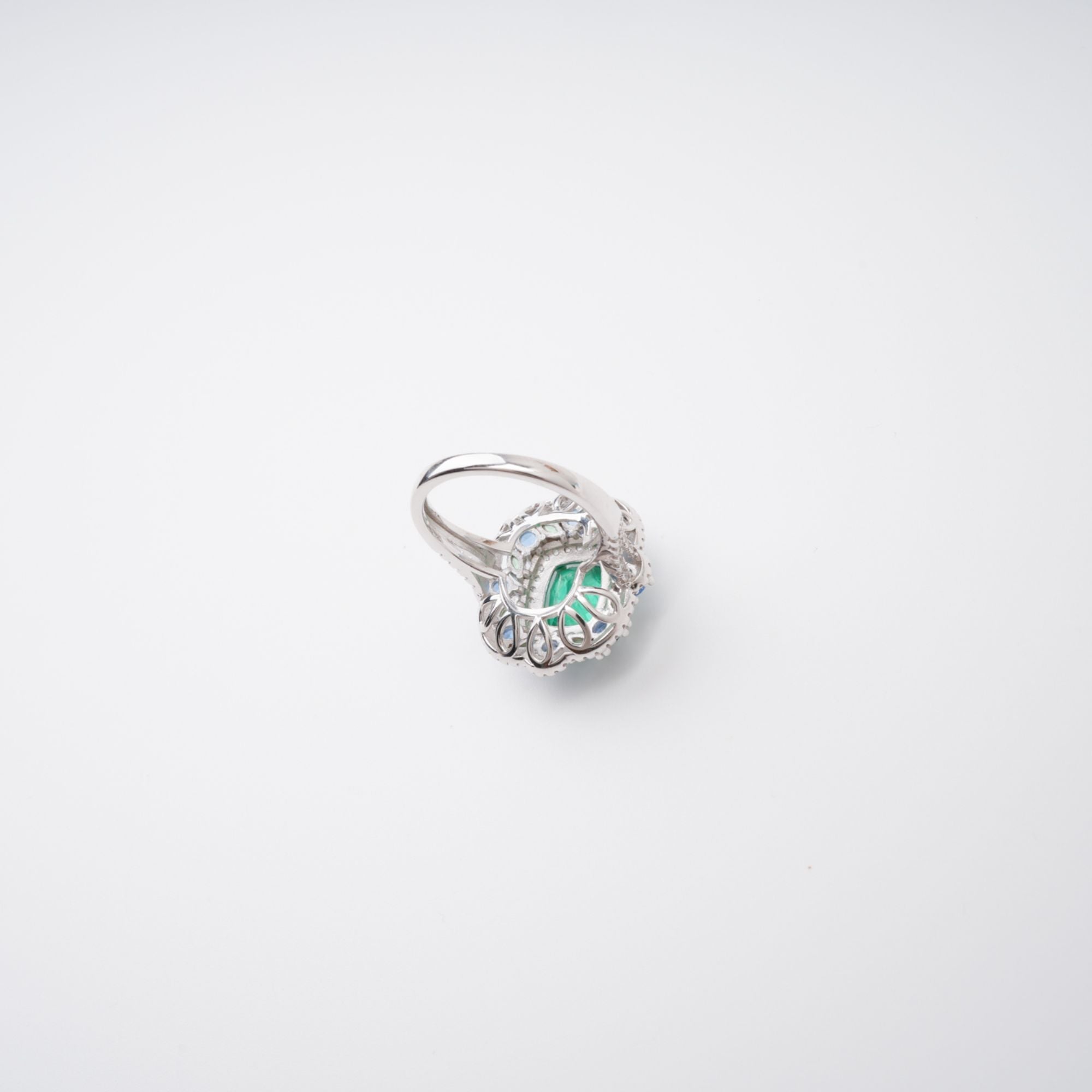 CLÉMENCE EMERALD CUT GREEN GEMSTONE SILVER RING