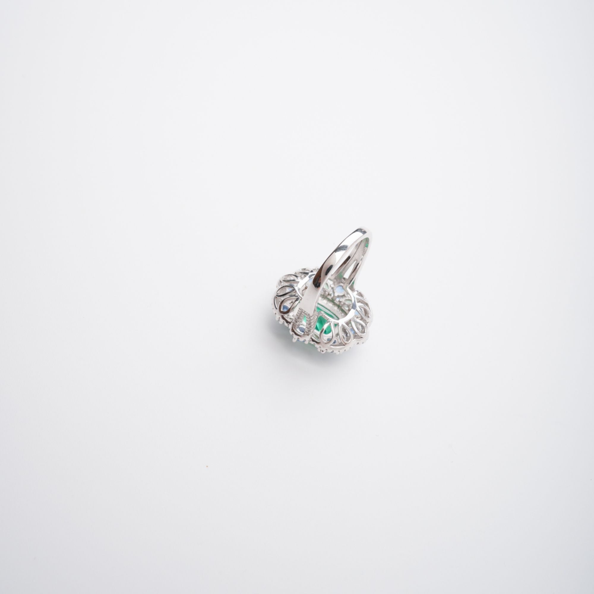 CLÉMENCE EMERALD CUT GREEN GEMSTONE SILVER RING