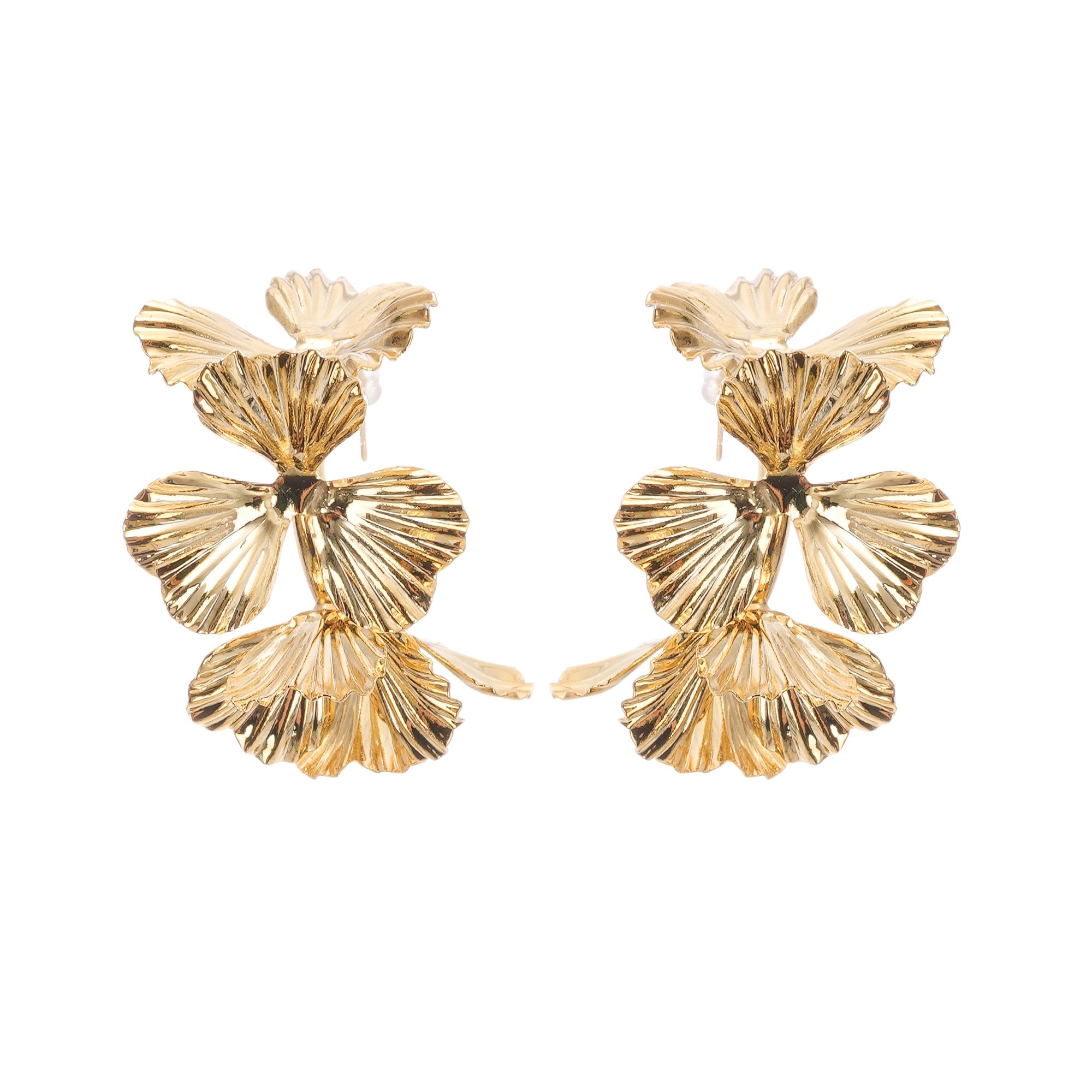 DSC05683 LOLA GOLD FAUX FLOWER DROP EARRINGS