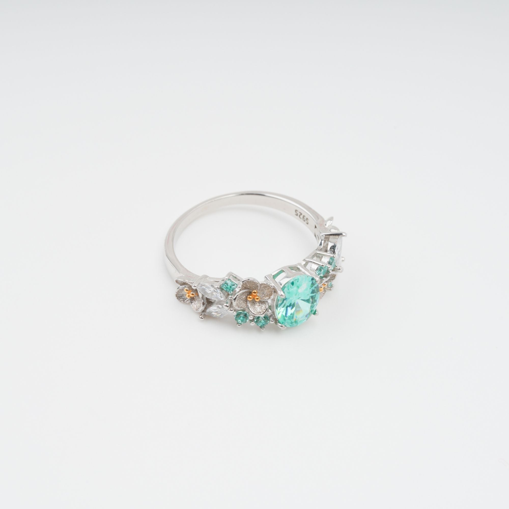 ARDELLE GREEN CRYSTAL SILVER RING STATEMENT