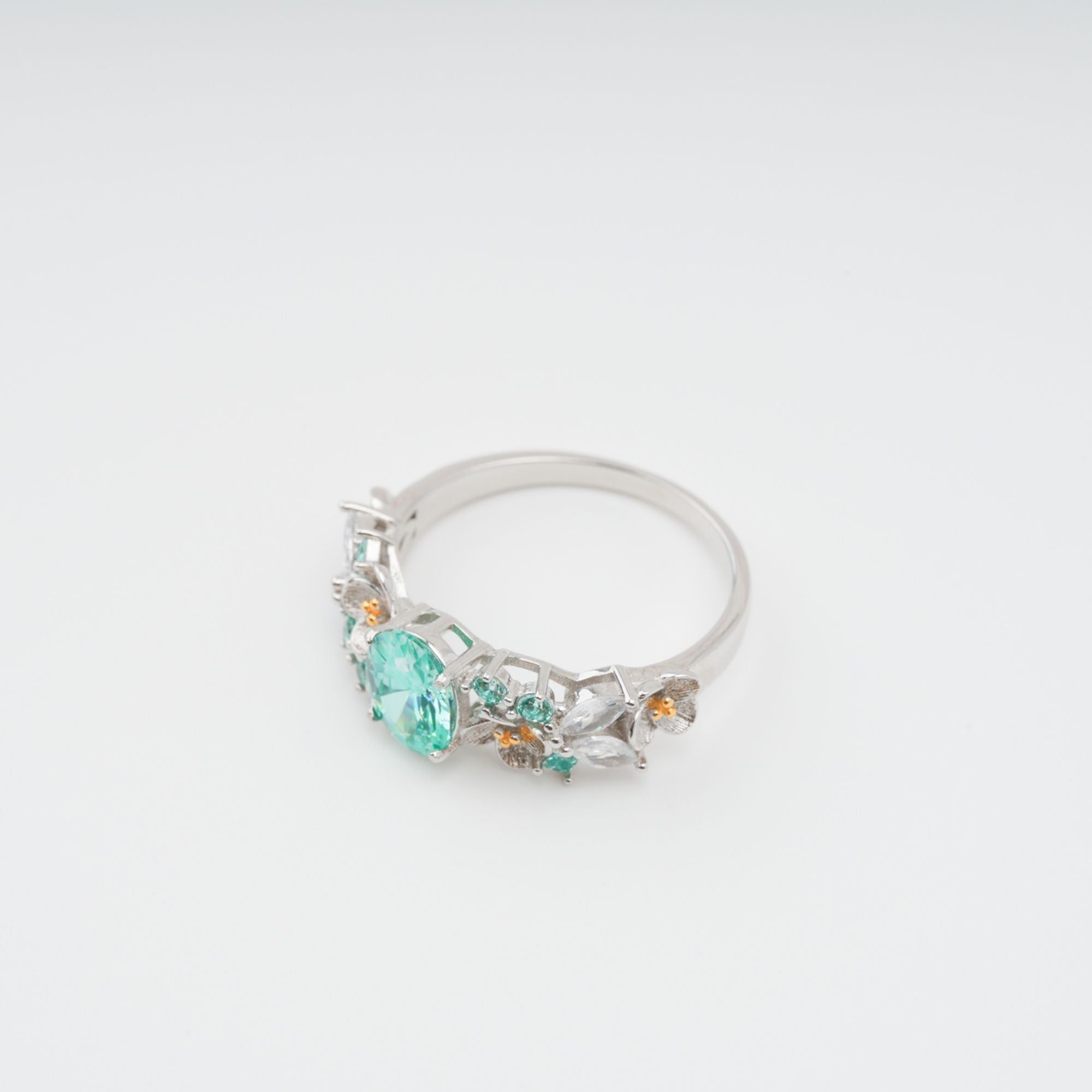 ARDELLE GREEN CRYSTAL SILVER RING STATEMENT