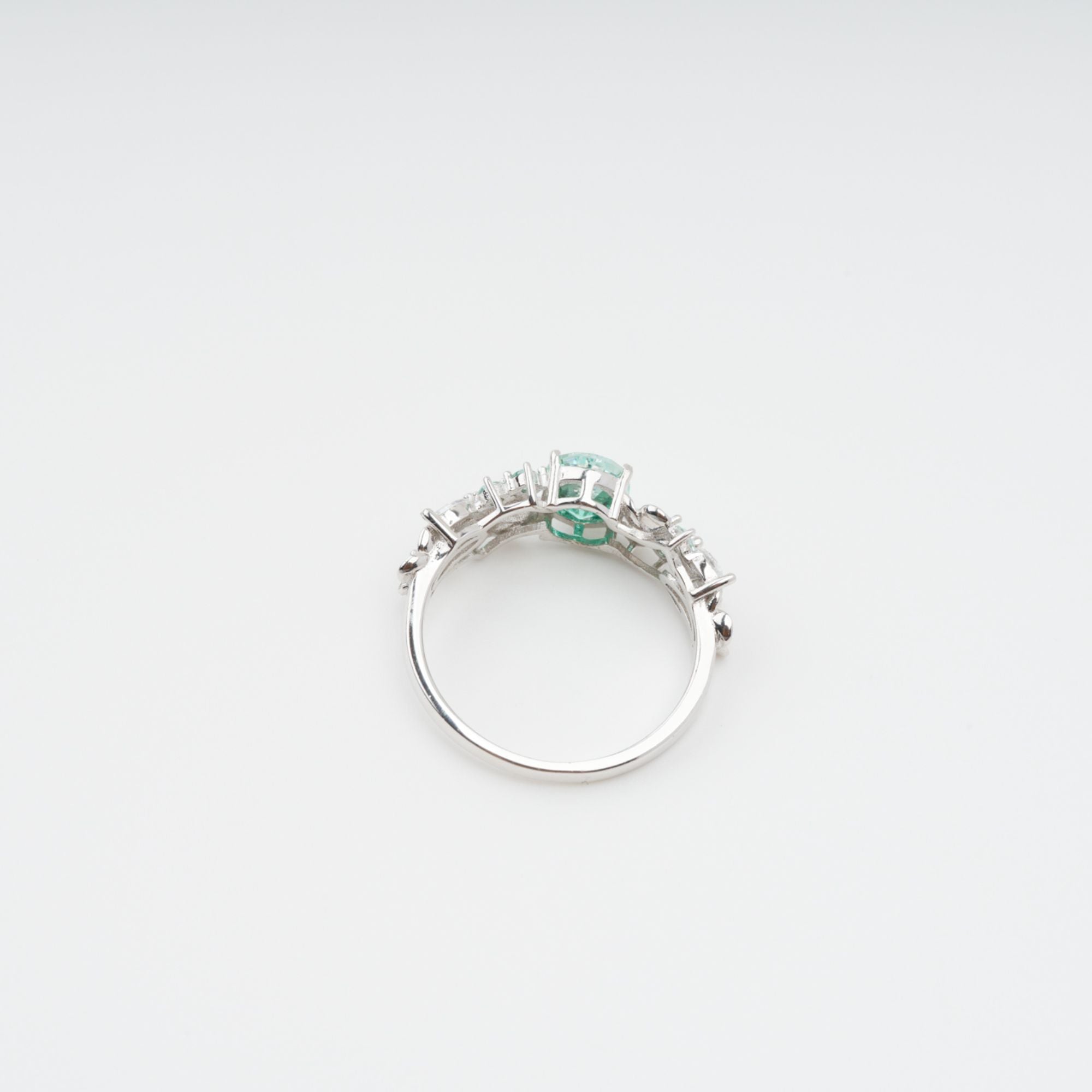 ARDELLE GREEN CRYSTAL SILVER RING STATEMENT