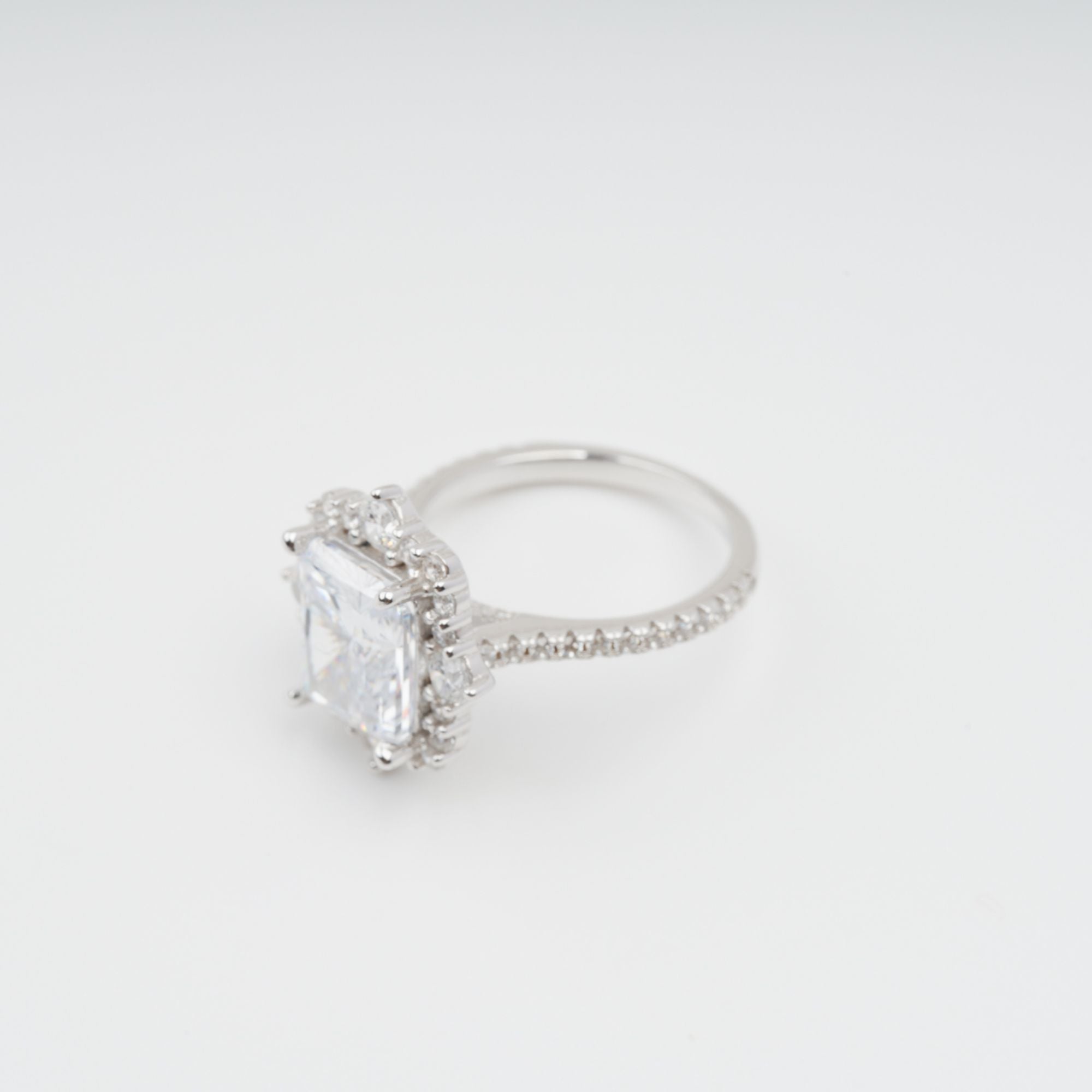 STERLING SILVER RECTANGULAR ZIRCON RING
