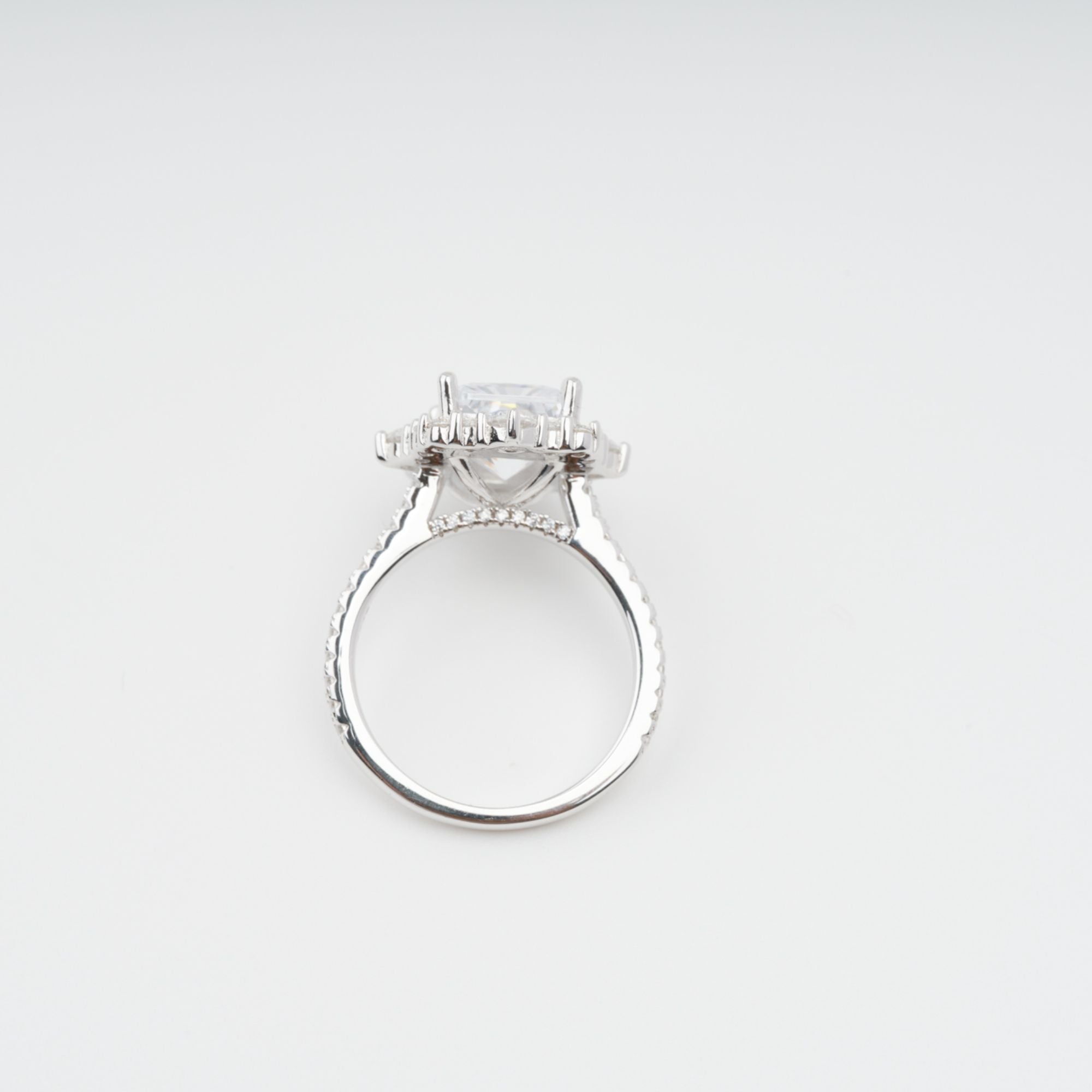 STERLING SILVER RECTANGULAR ZIRCON RING