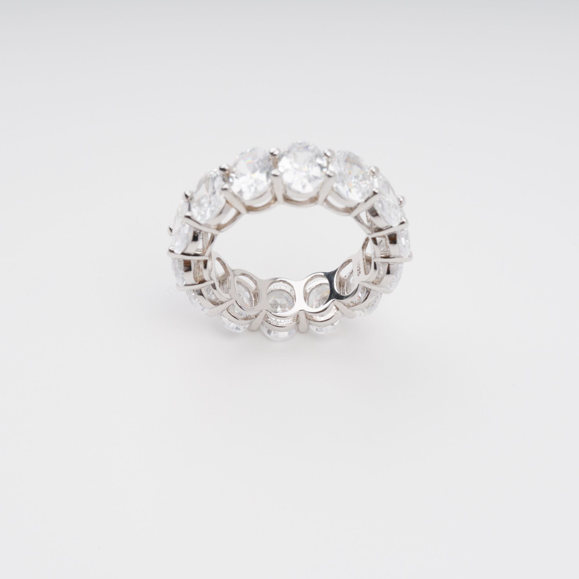 DRAPED OVAL GEMSTONE SILVER RING