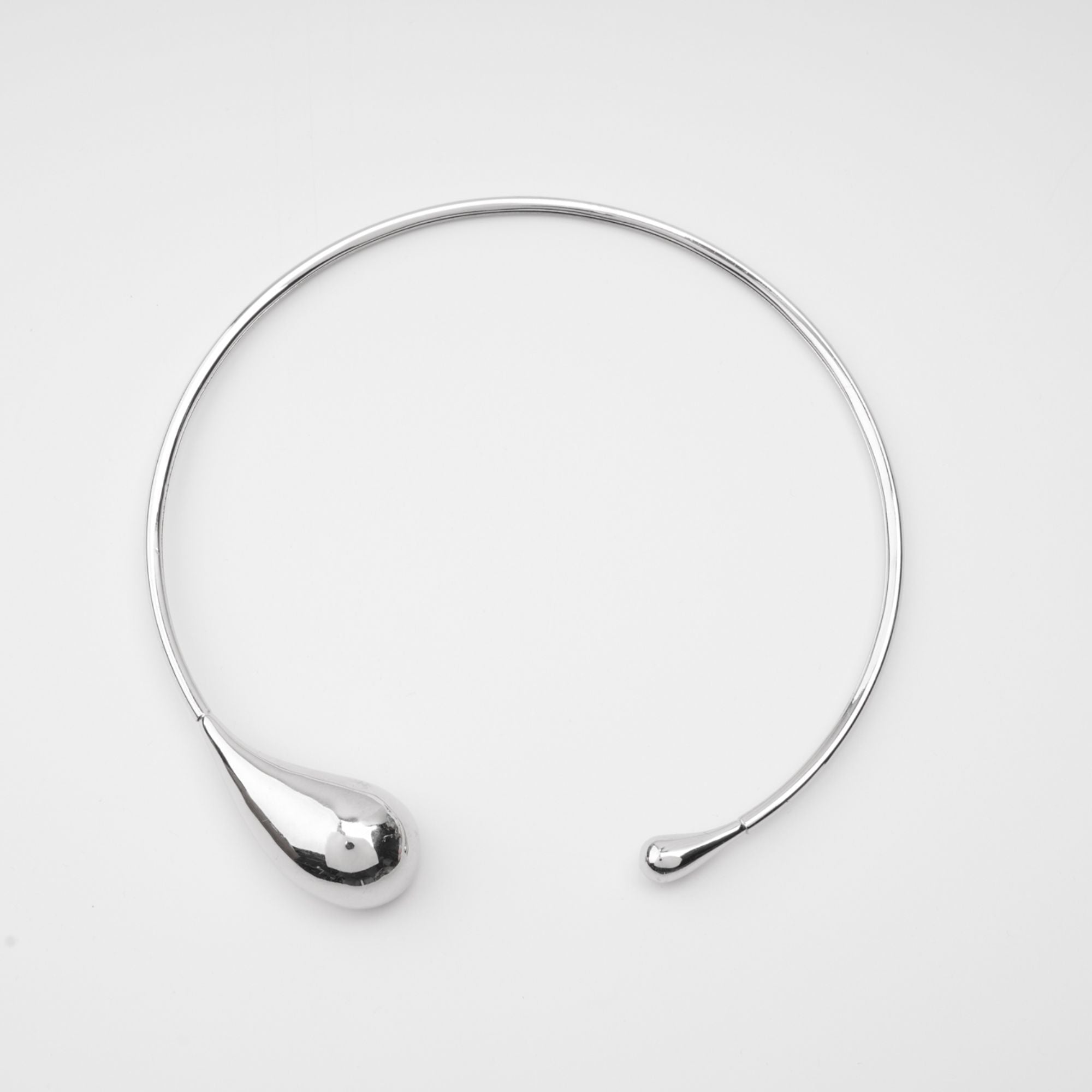 AXELLE WATERDROP NECKLACE, TEARDROP PENDANT FOR EVENTS