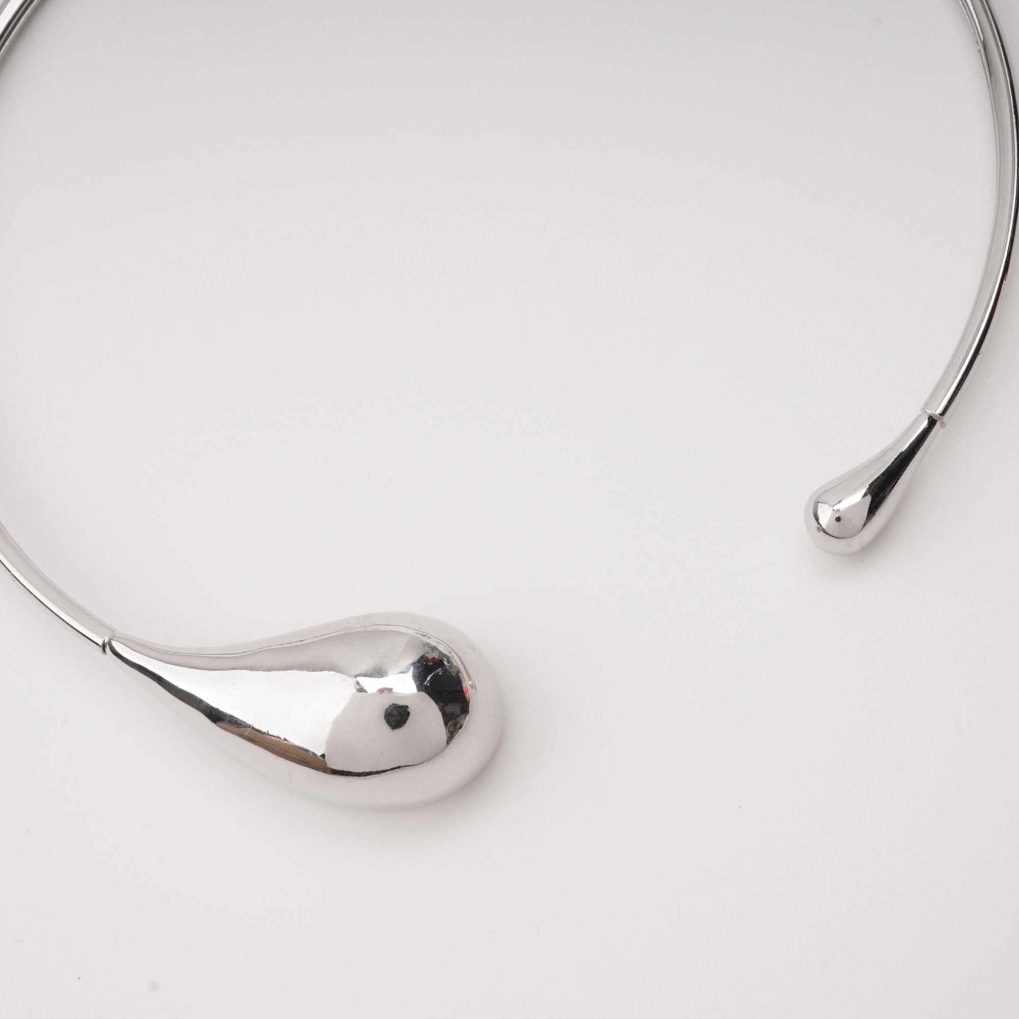 AXELLE WATERDROP NECKLACE, TEARDROP PENDANT FOR EVENTS