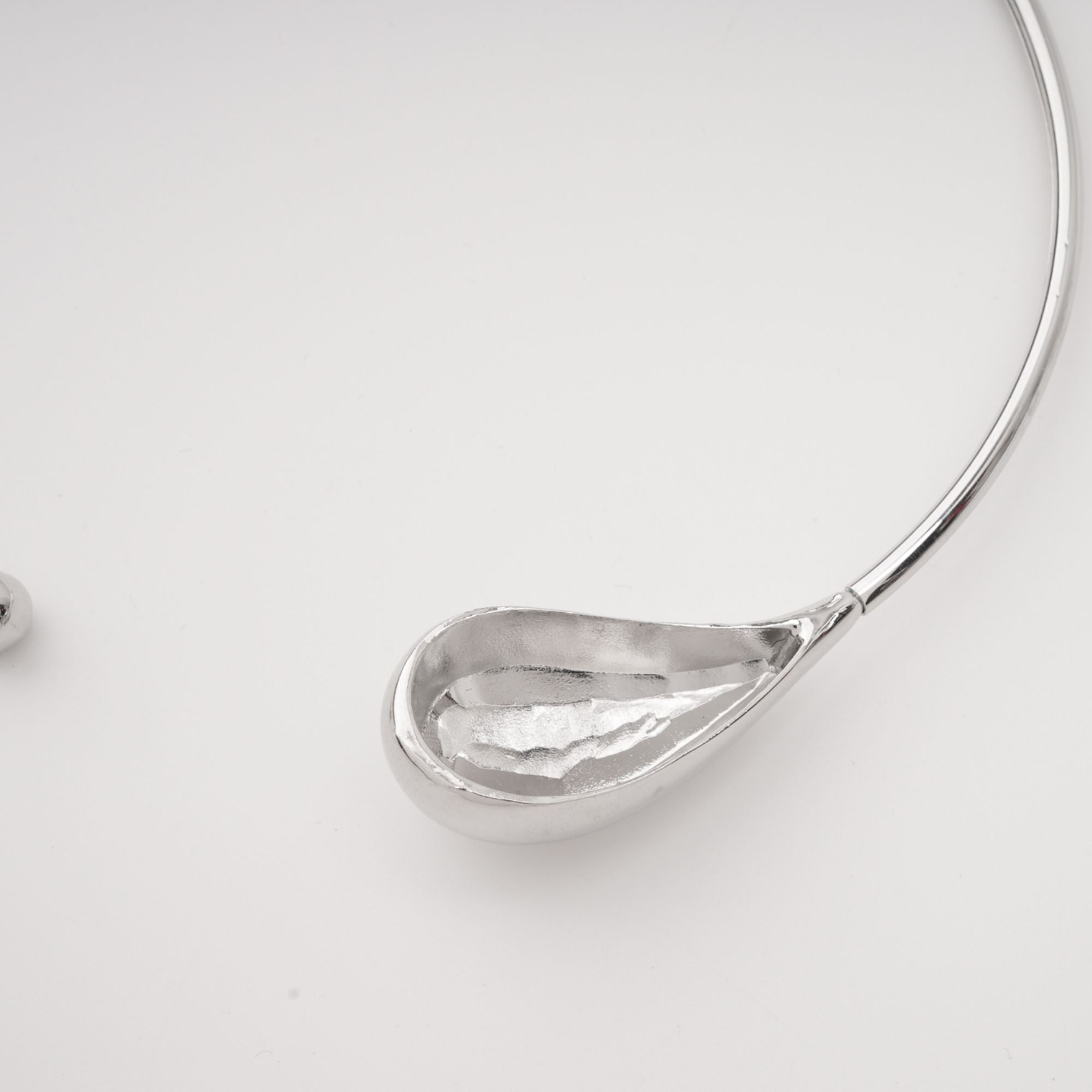 AXELLE WATERDROP NECKLACE, TEARDROP PENDANT FOR EVENTS