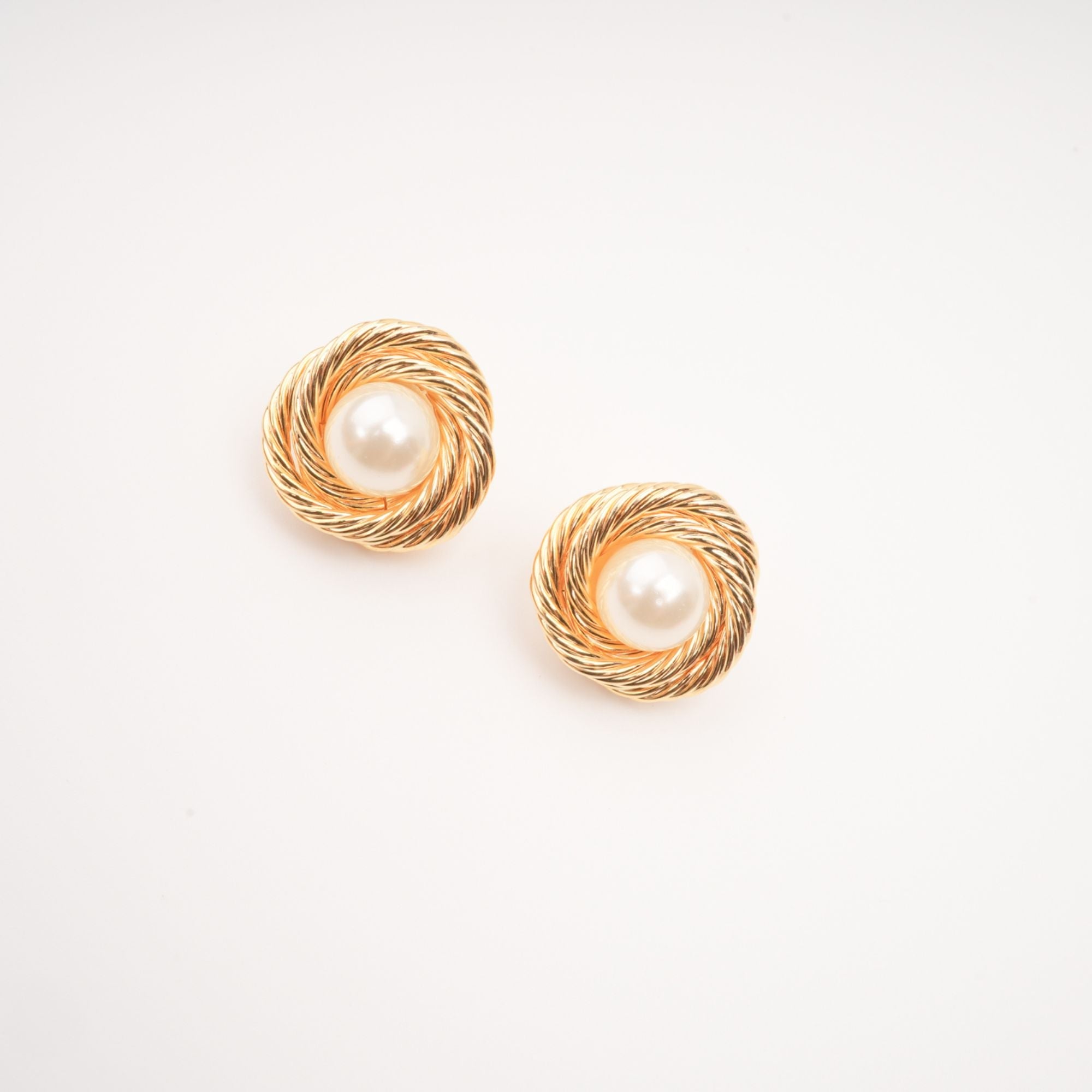 CHLOE FAUX PEARL GOLD EARRINGS | ELEGANT PARTY