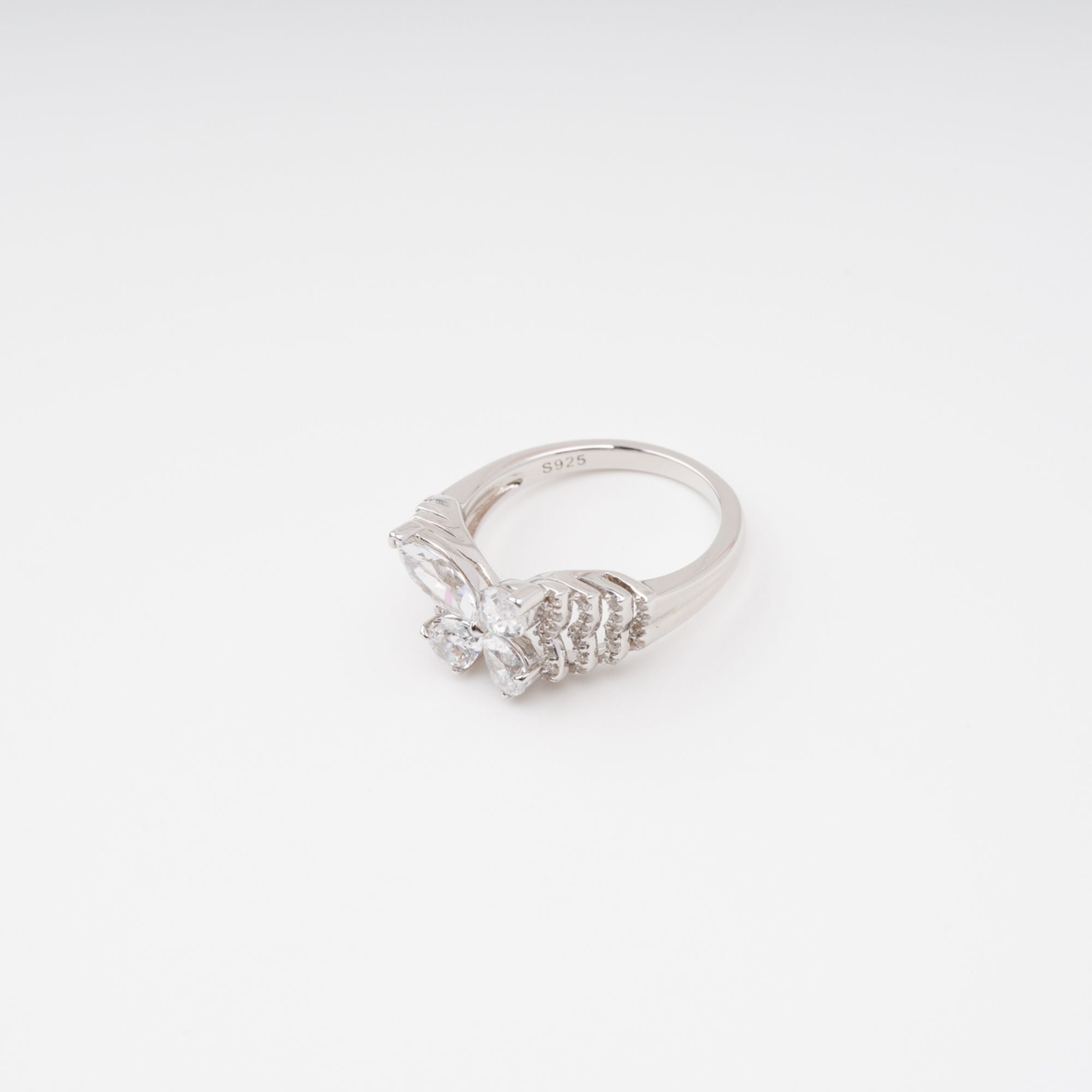 ZÉLIE BUTTERFLY GEMSTONE RING - STERLING SILVER